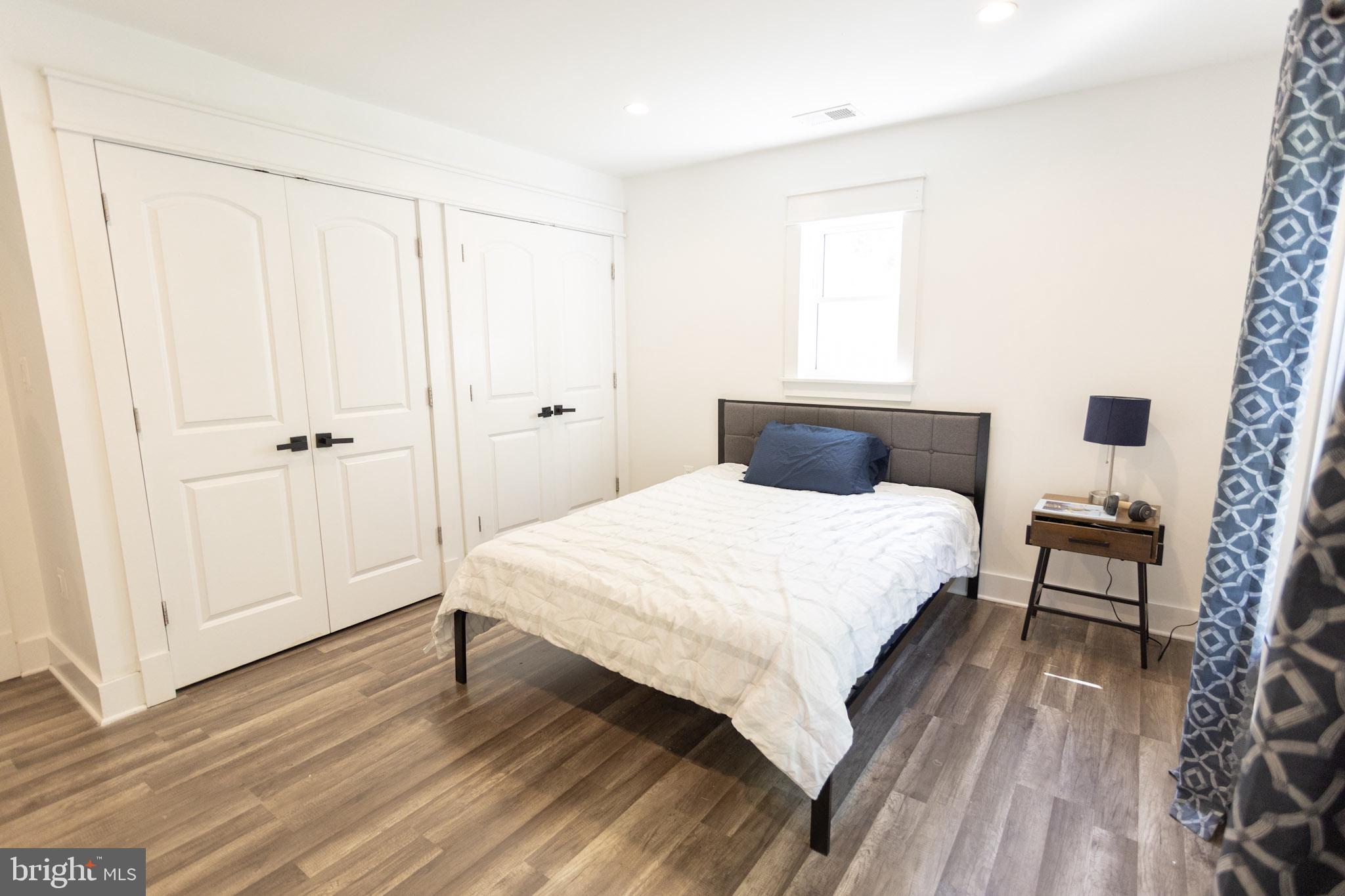 MANASSAS PARK - Residential