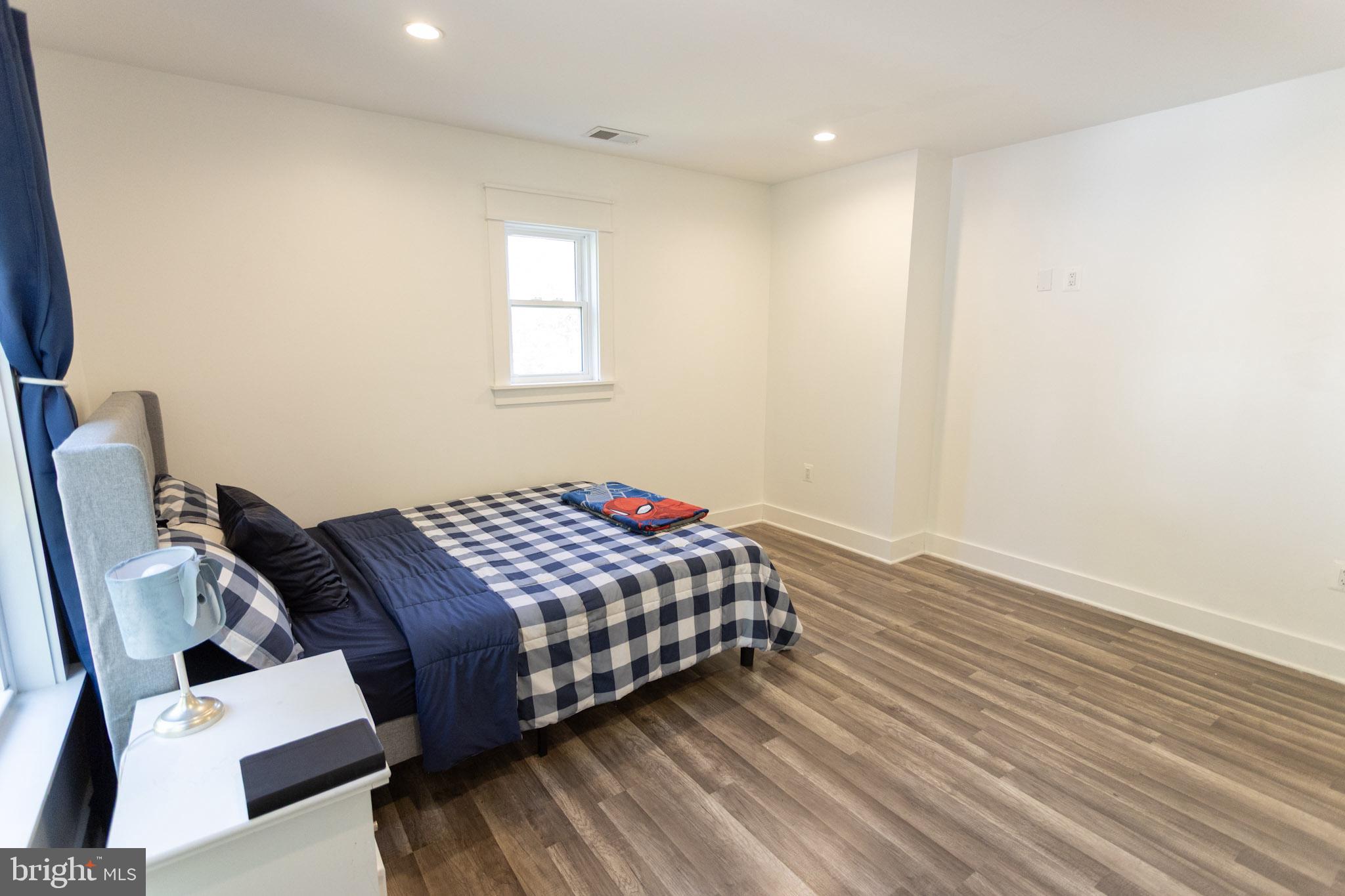 MANASSAS PARK - Residential