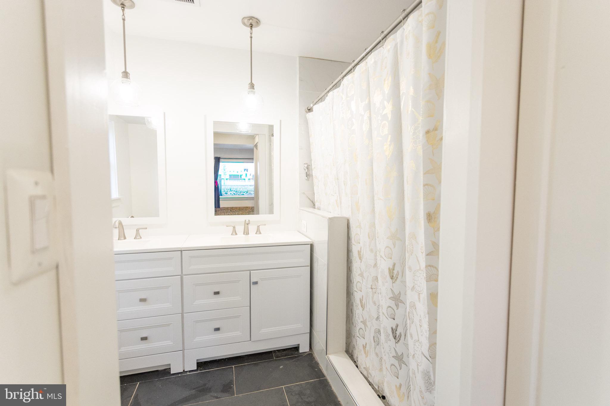 MANASSAS PARK - Residential