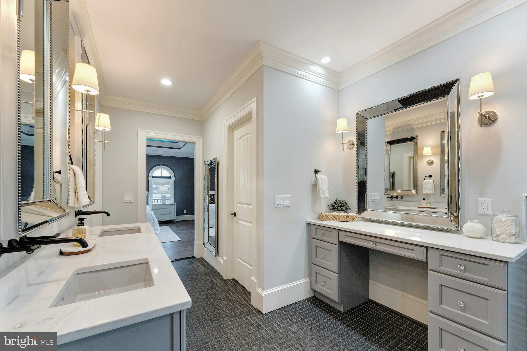 LEE'S CROSSING - Residential