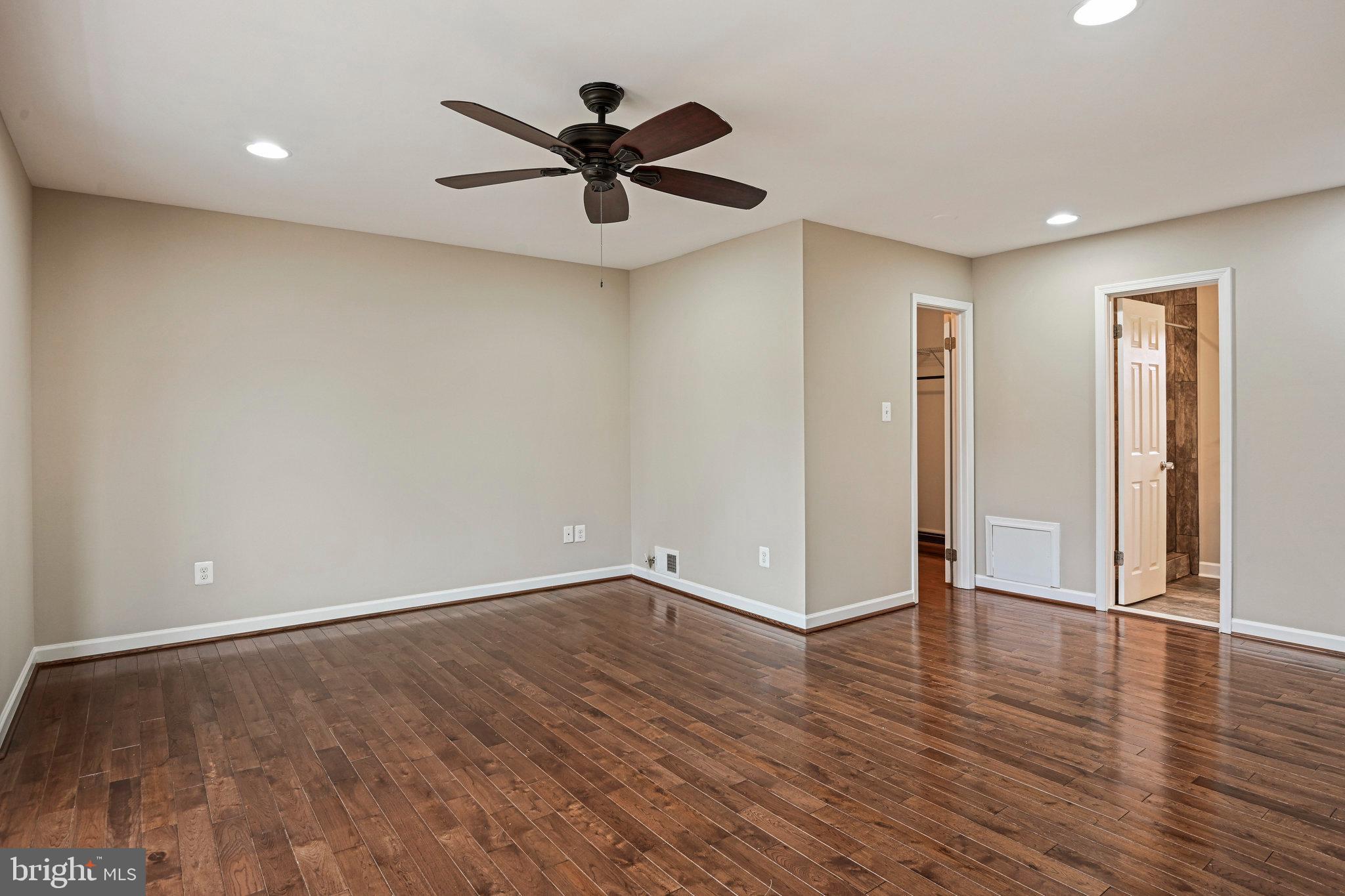 FIVE OAKS ESTATES - Residential