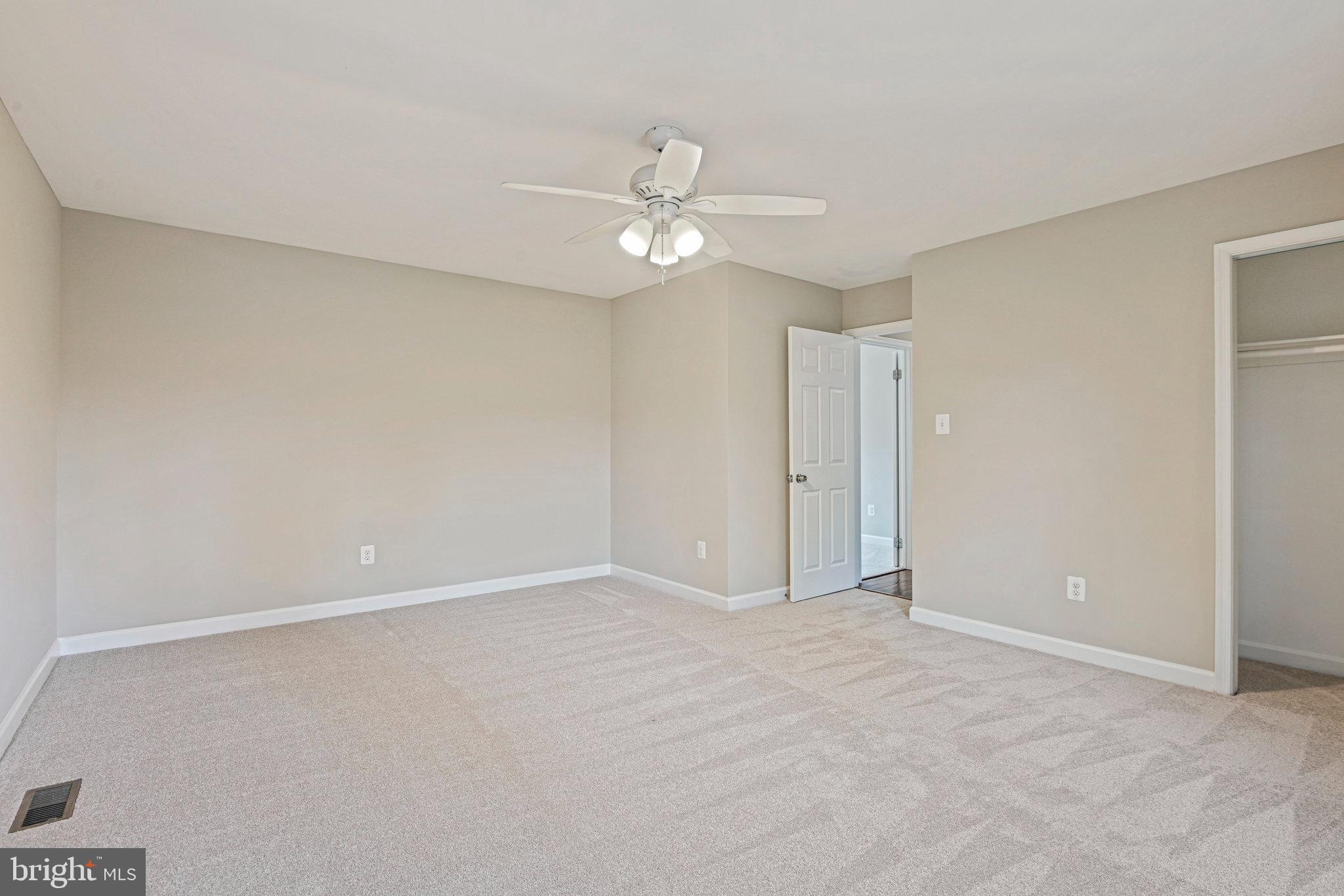 FIVE OAKS ESTATES - Residential
