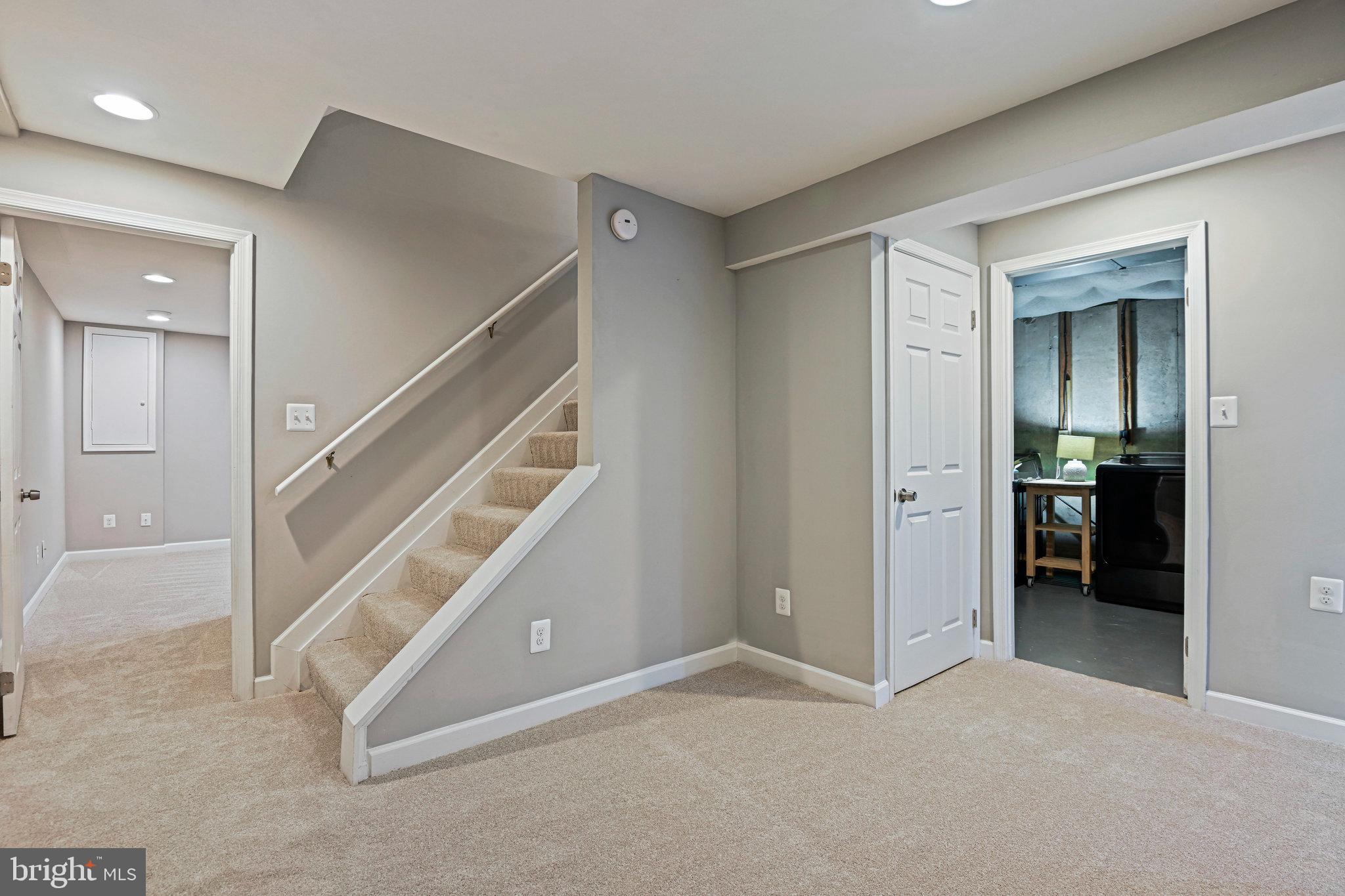 FIVE OAKS ESTATES - Residential