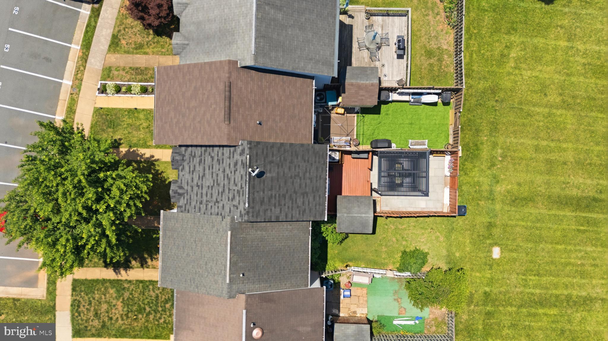 COUNTRYSIDE - Residential