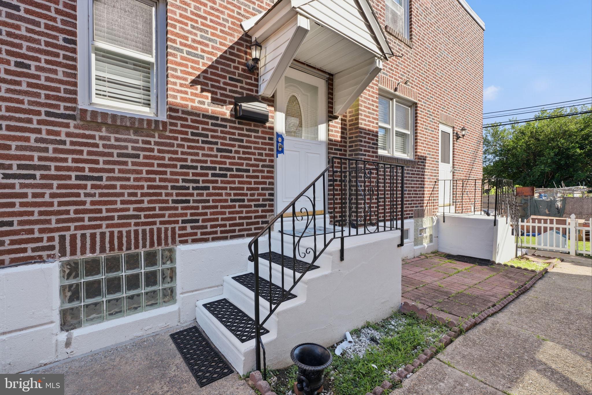 PHILADELPHIA (NORTHEAST) - Residential