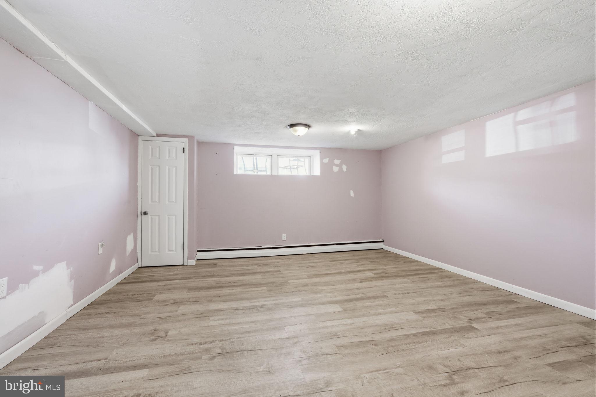 PHILADELPHIA (NORTHEAST) - Residential