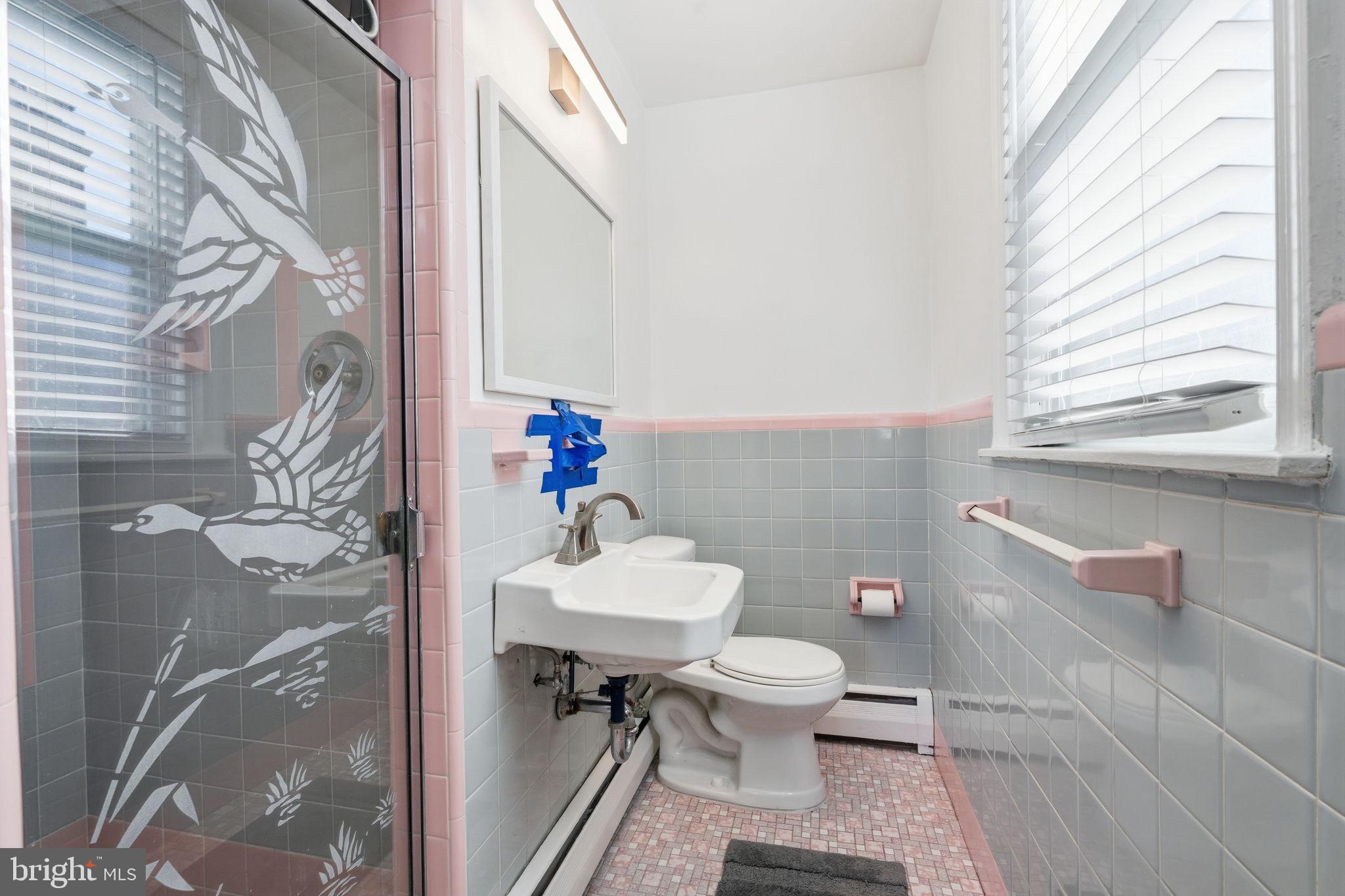 PHILADELPHIA (NORTHEAST) - Residential