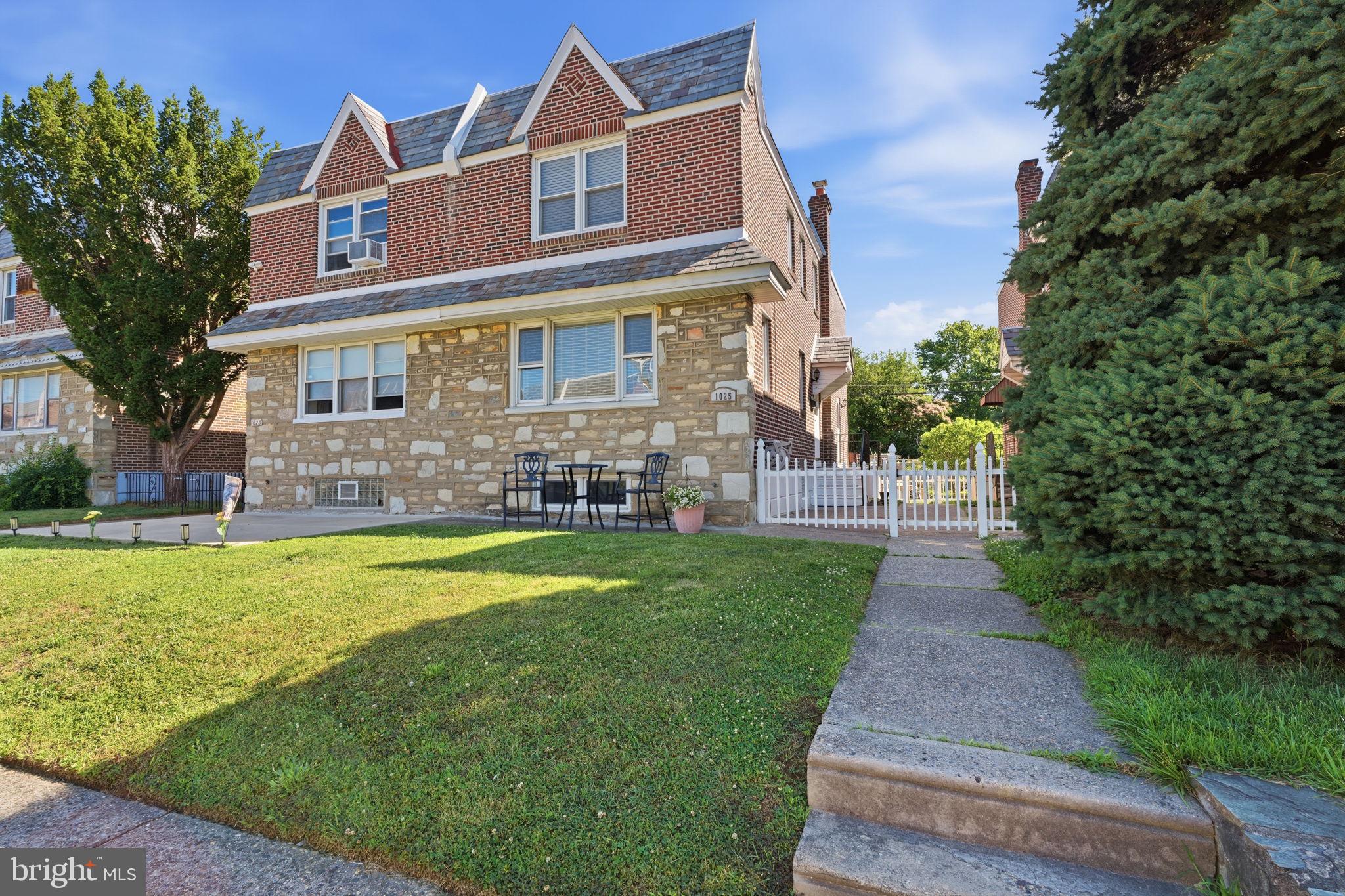 PHILADELPHIA (NORTHEAST) - Residential