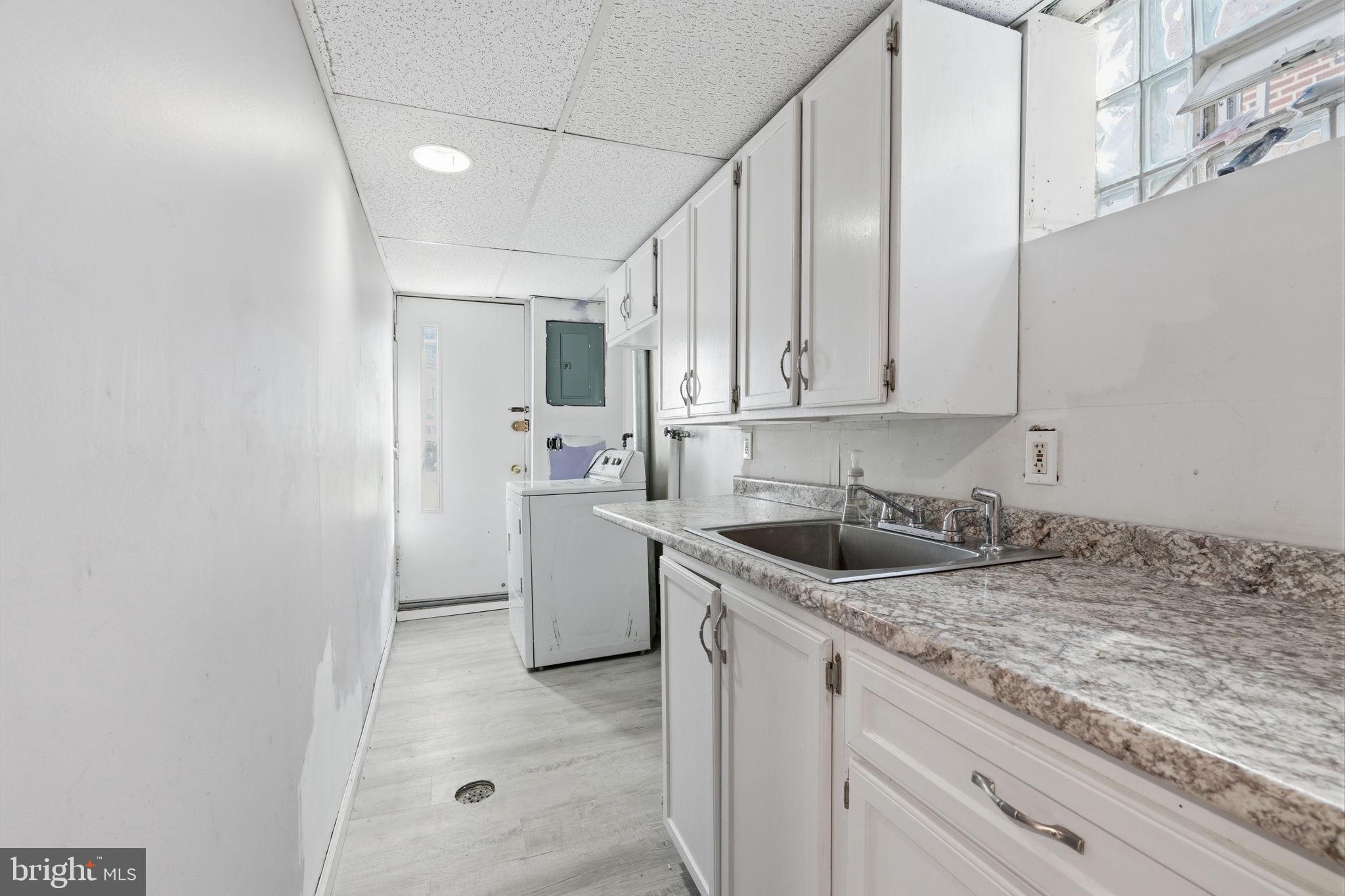PHILADELPHIA (NORTHEAST) - Residential