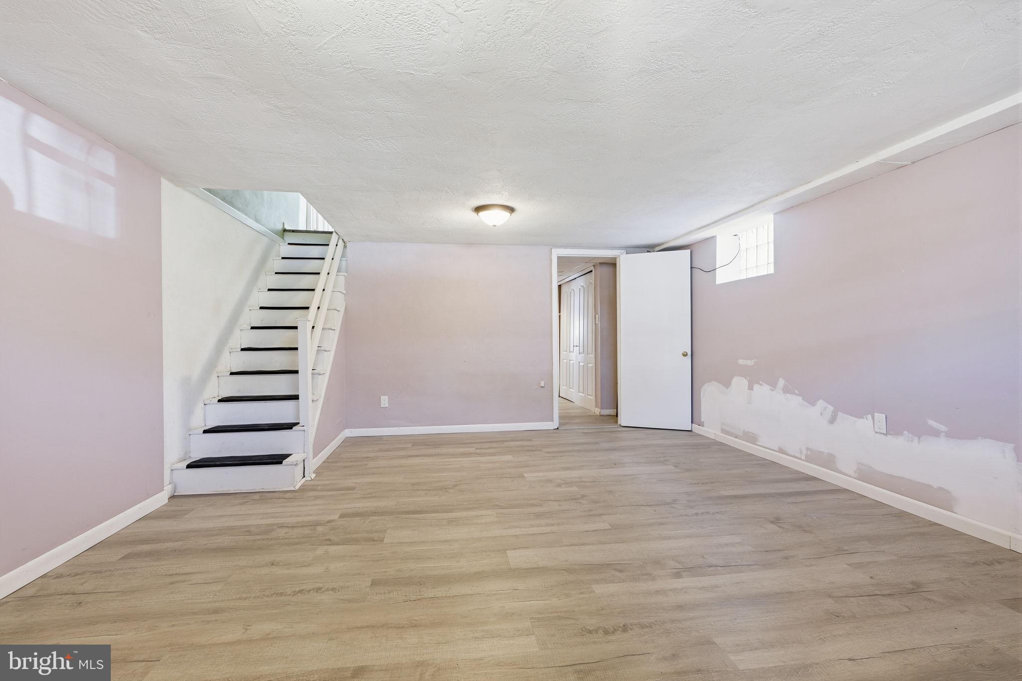 PHILADELPHIA (NORTHEAST) - Residential