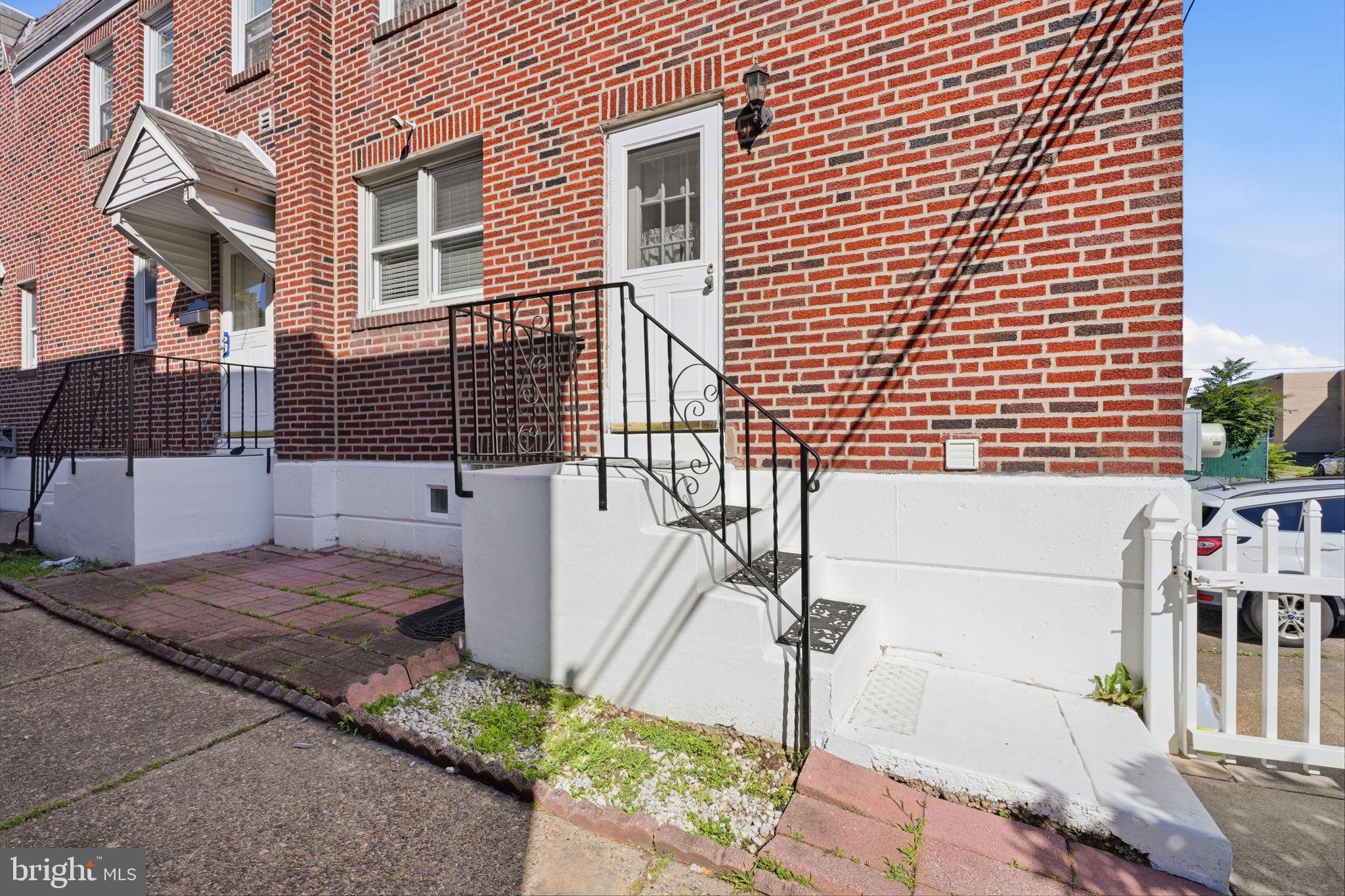 PHILADELPHIA (NORTHEAST) - Residential