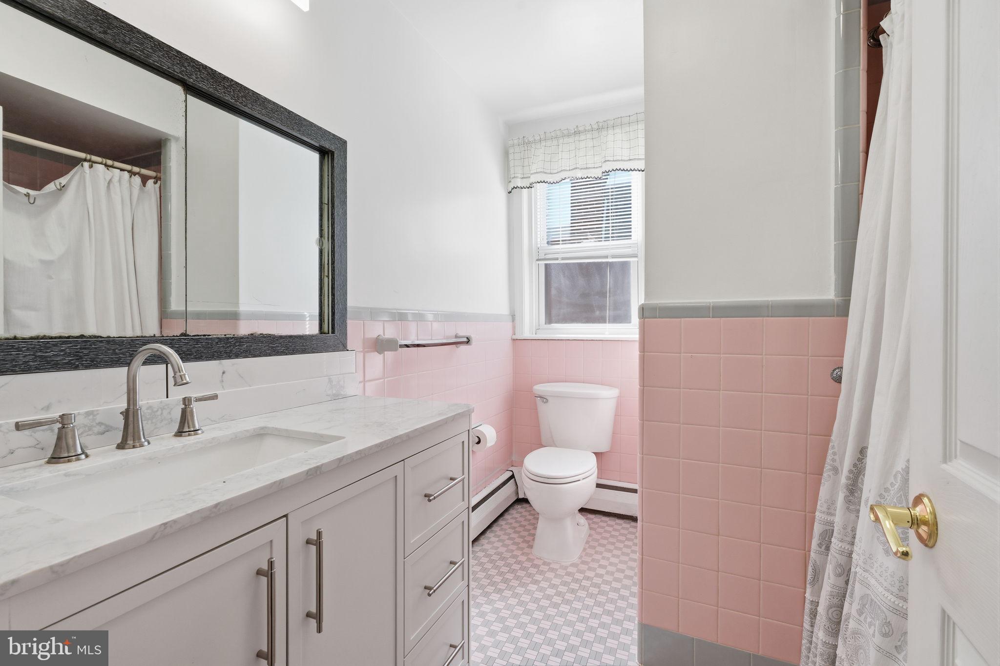 PHILADELPHIA (NORTHEAST) - Residential