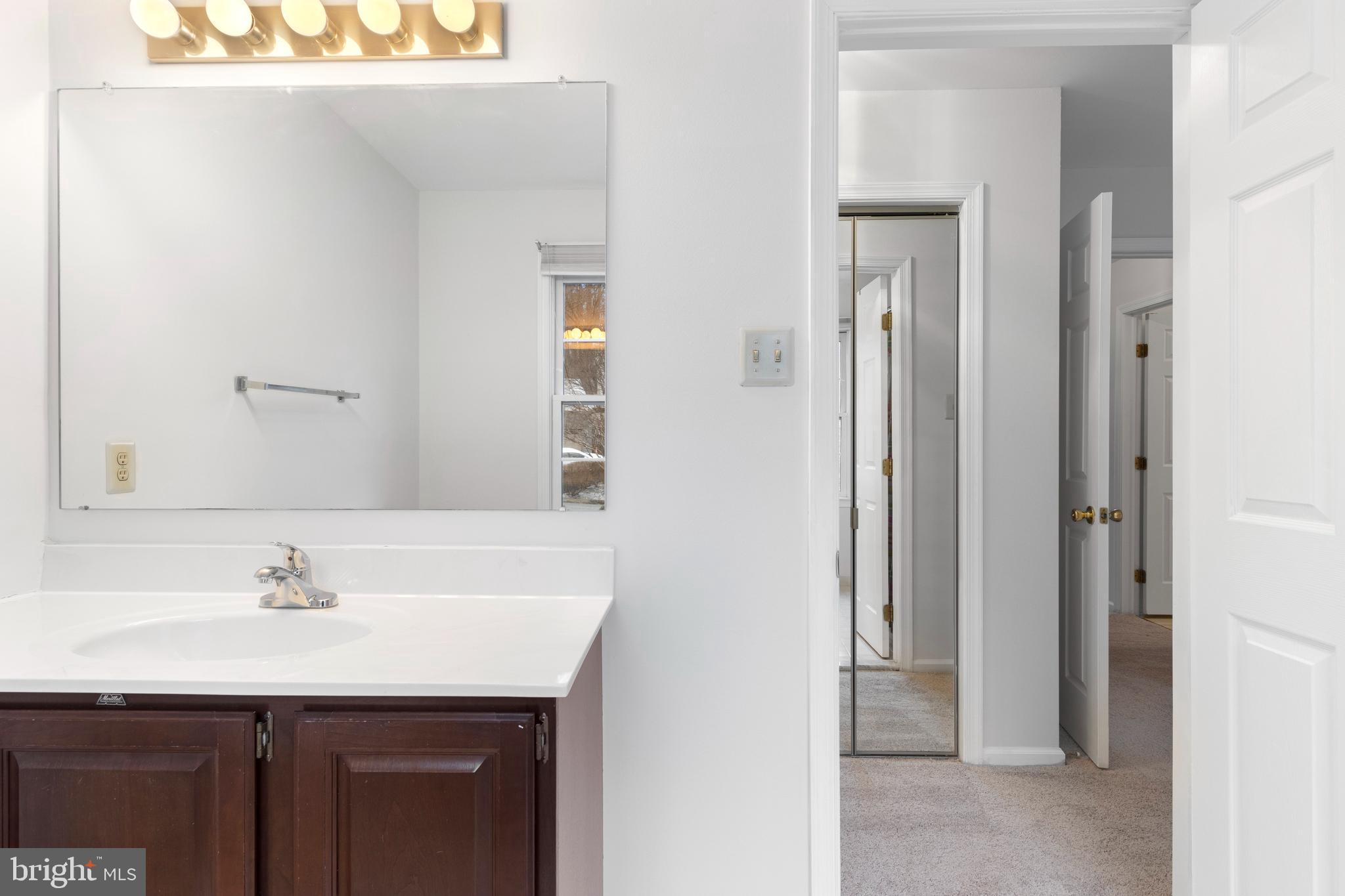 GLEN KNOLL ESTATES - Residential