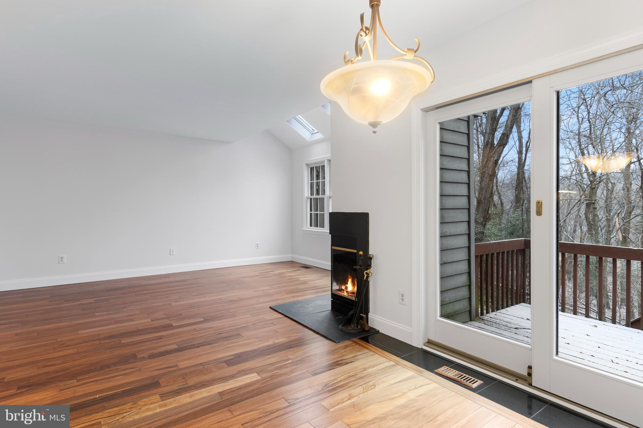 GLEN KNOLL ESTATES - Residential