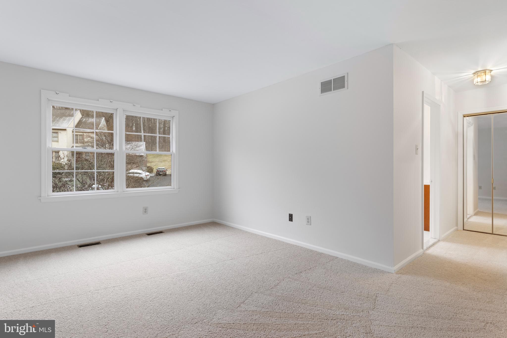 GLEN KNOLL ESTATES - Residential