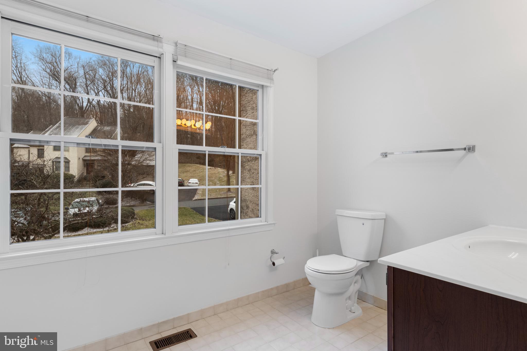 GLEN KNOLL ESTATES - Residential