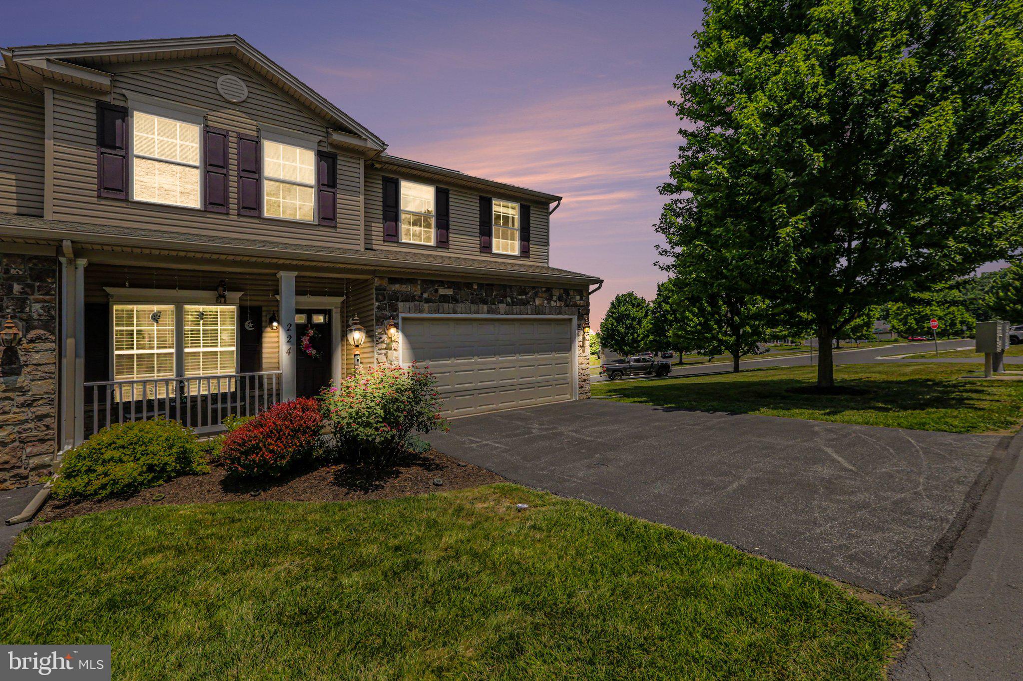 STONEHEDGE II - Residential