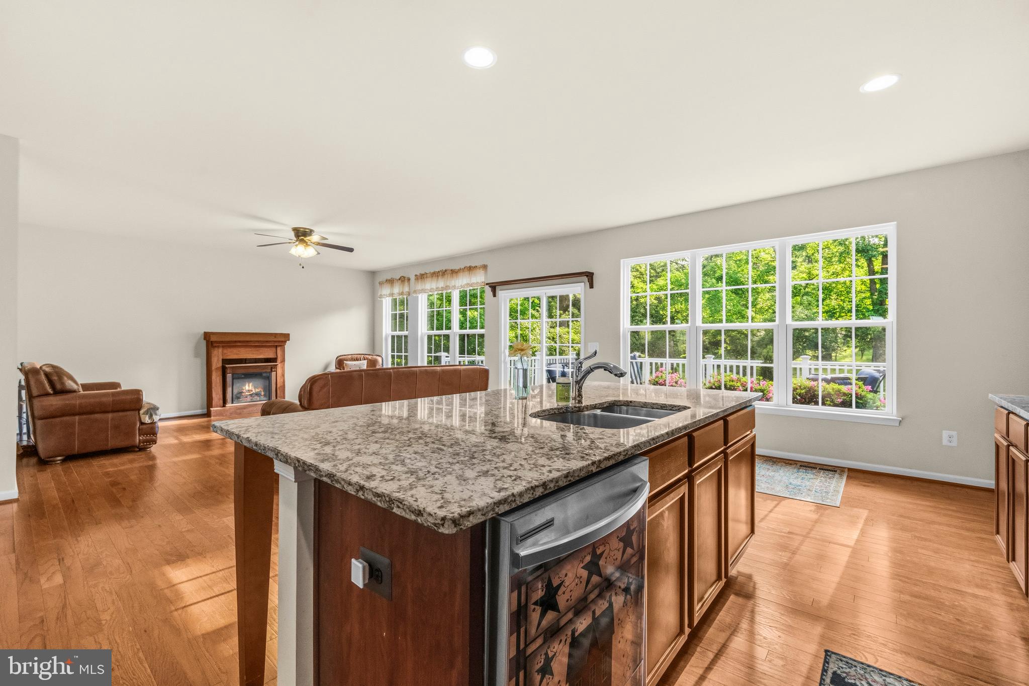 THE BLUFFS AT SLEETER LAKE - Residential