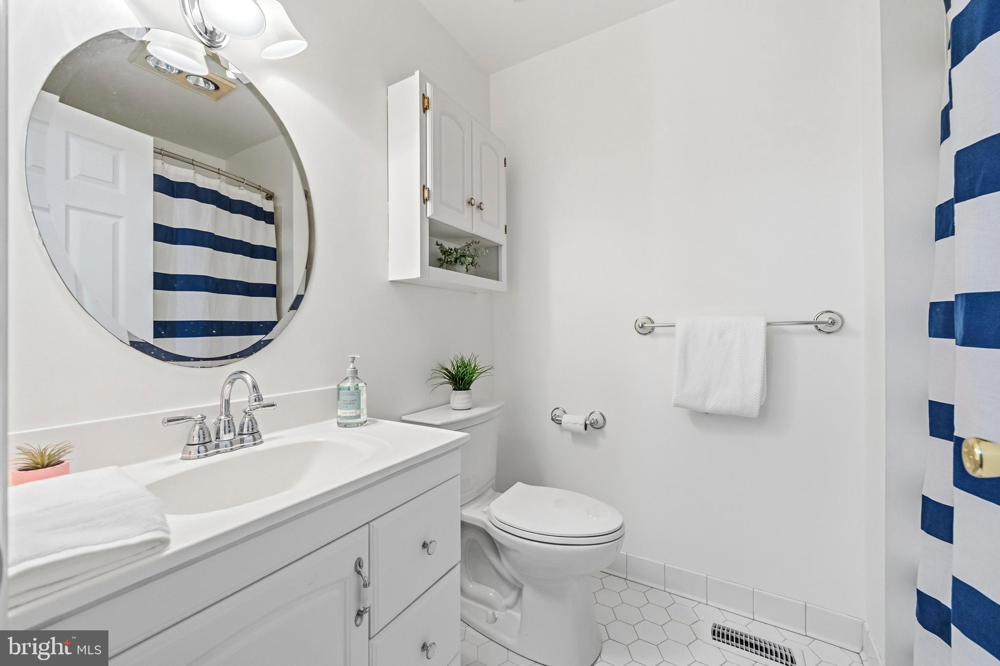 CEDARWOOD COVE - Residential