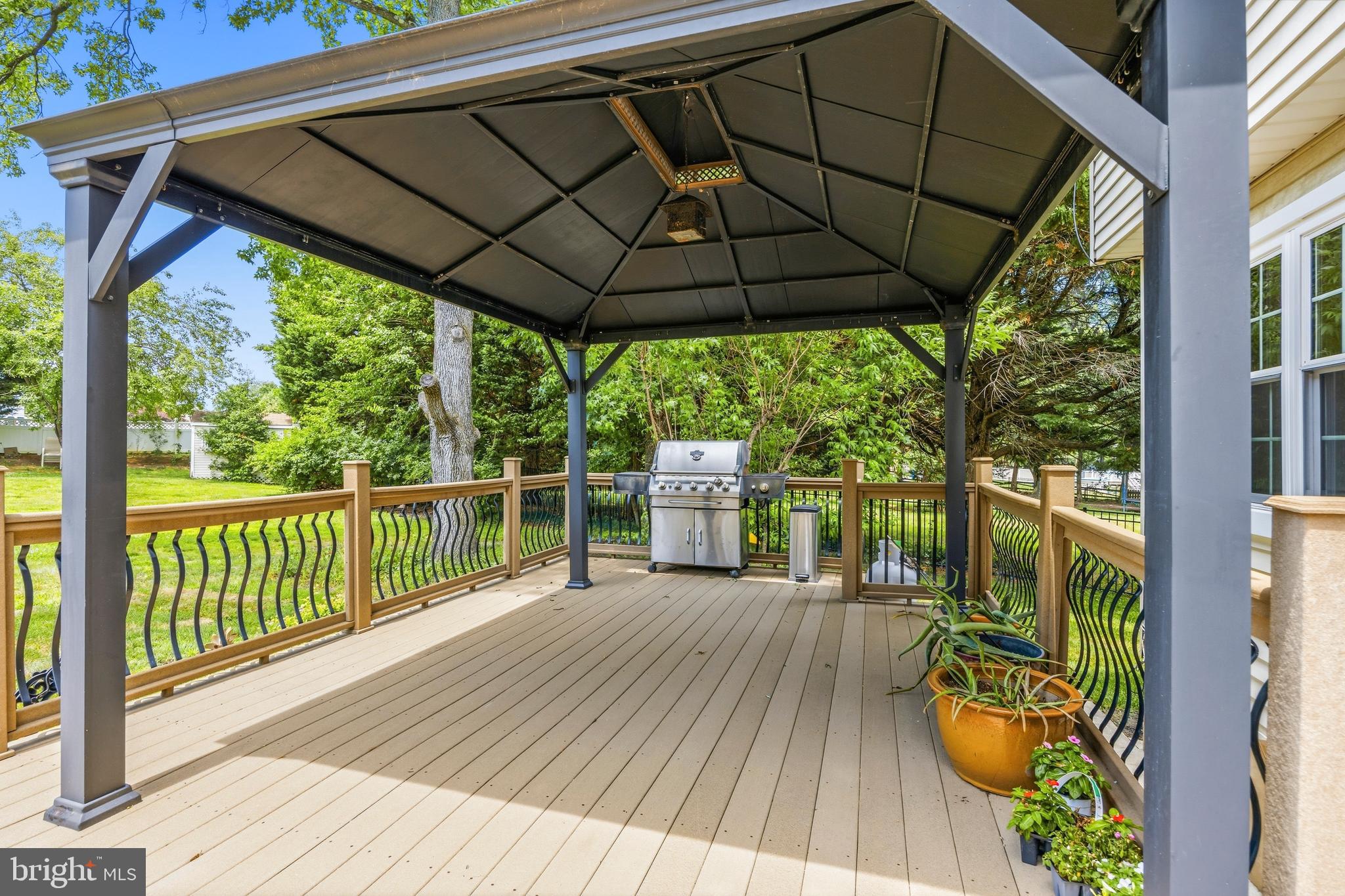 CEDARWOOD COVE - Residential