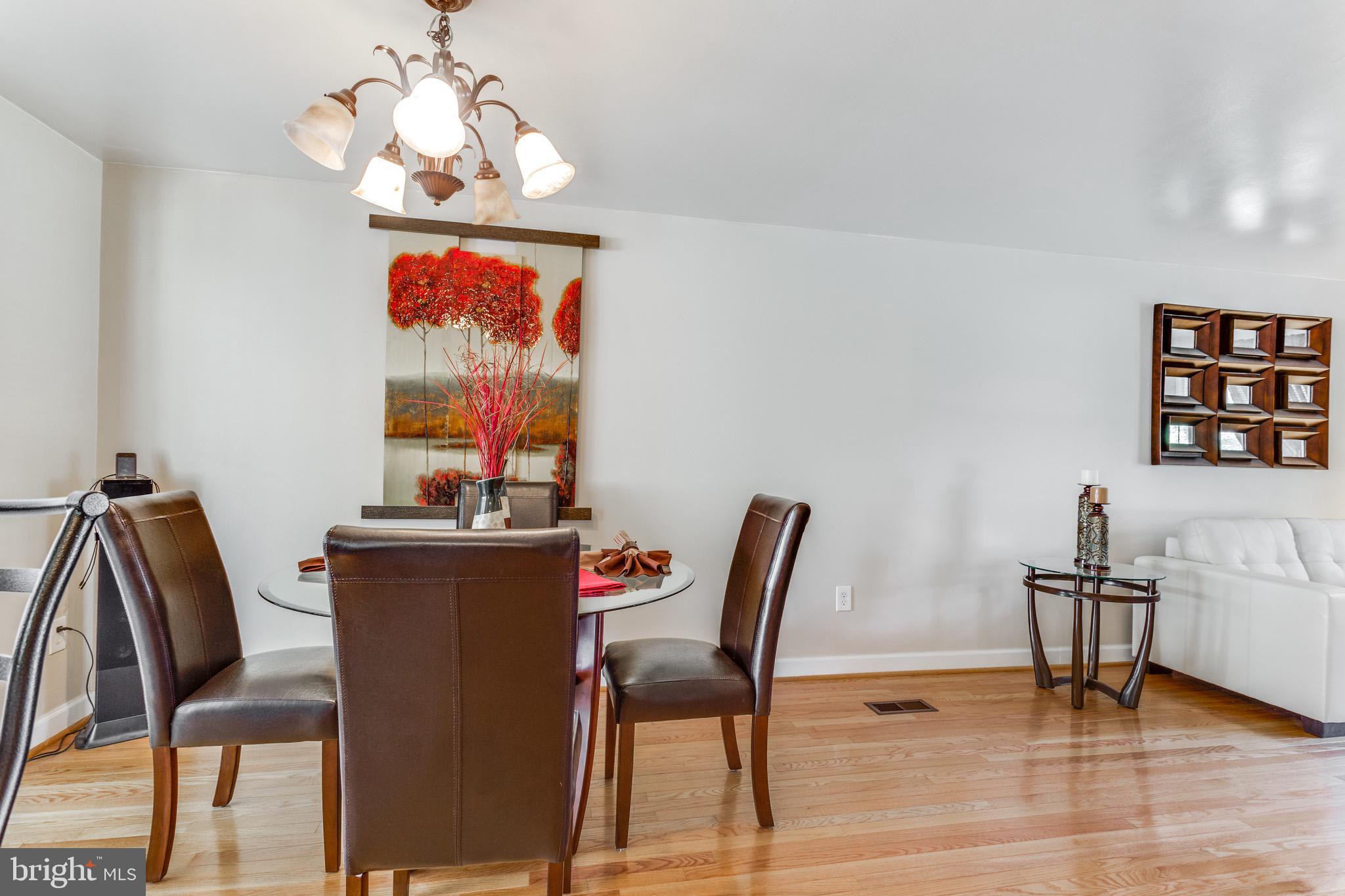 MAPLEWOOD - Residential