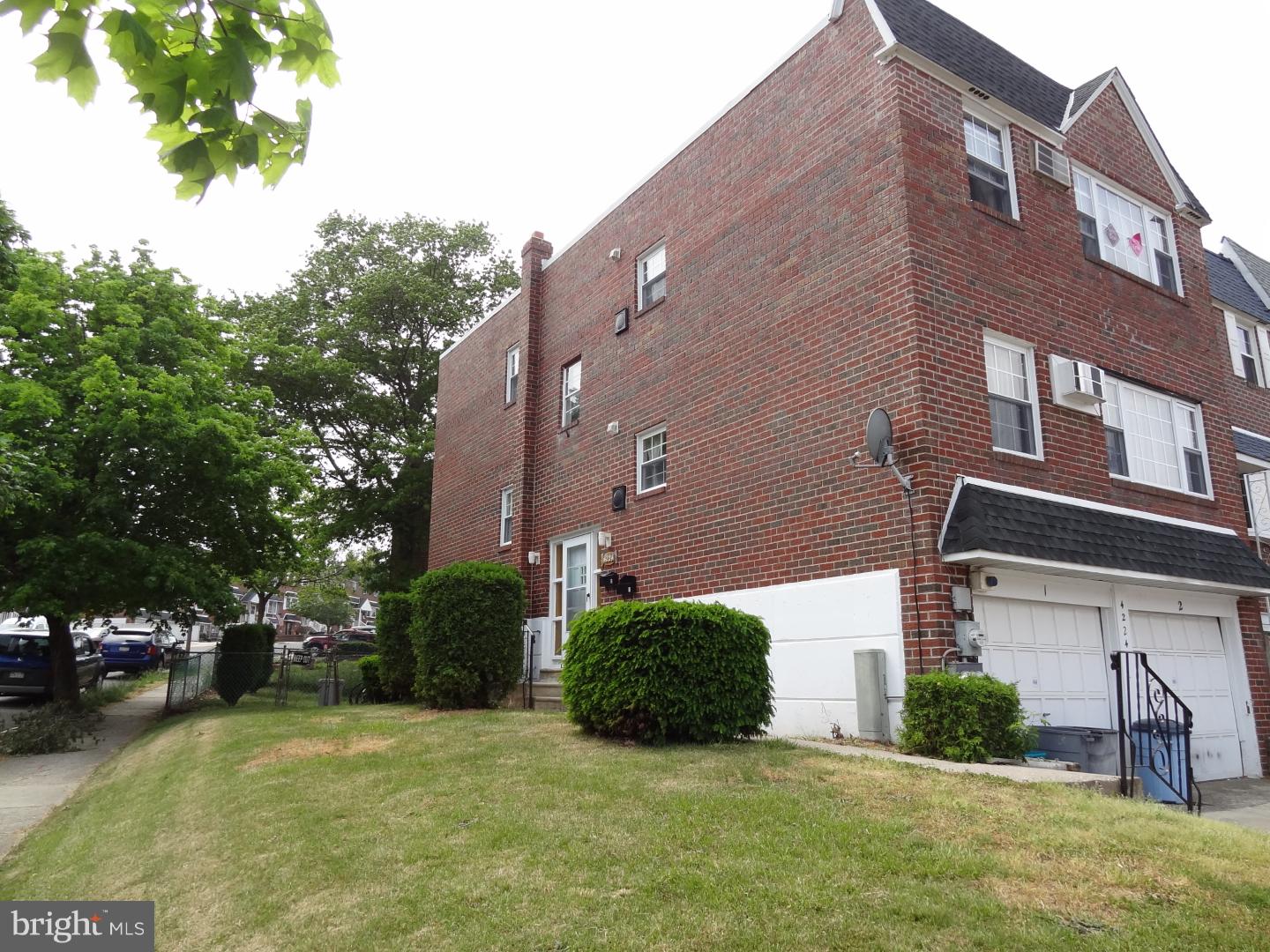 HOLMESBURG - Residential Income