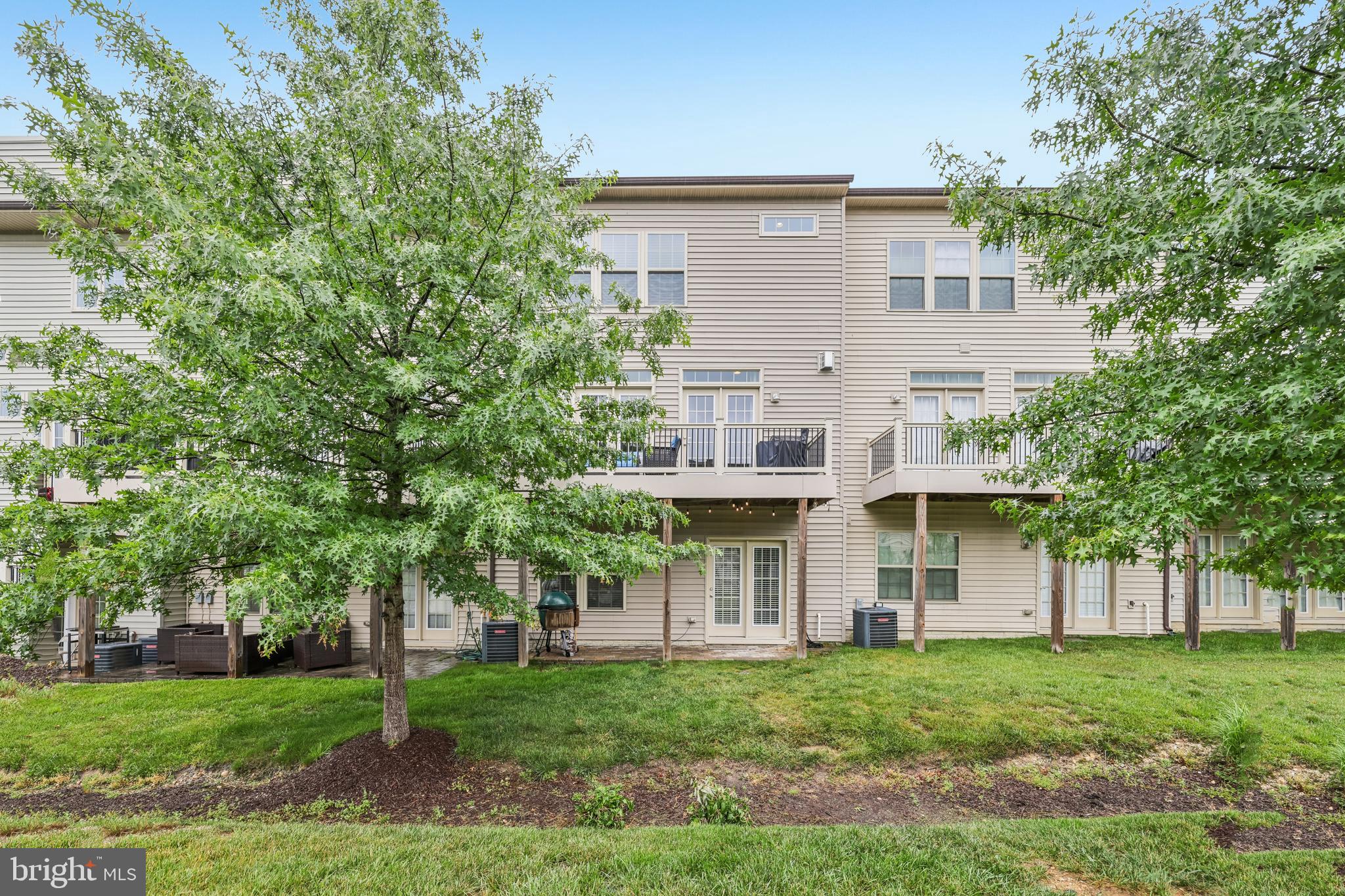 PARKSIDE - Residential