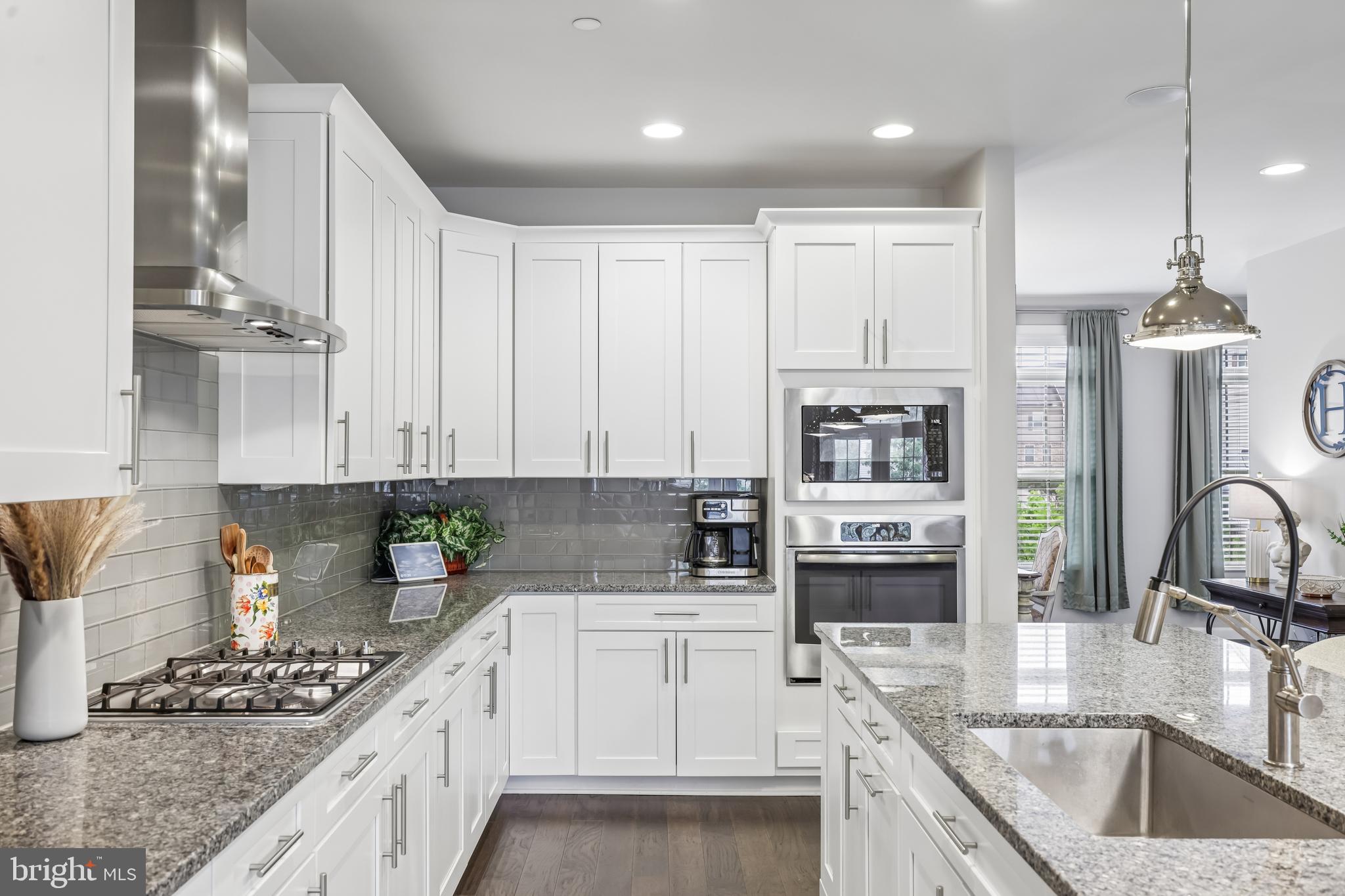 PARKSIDE - Residential