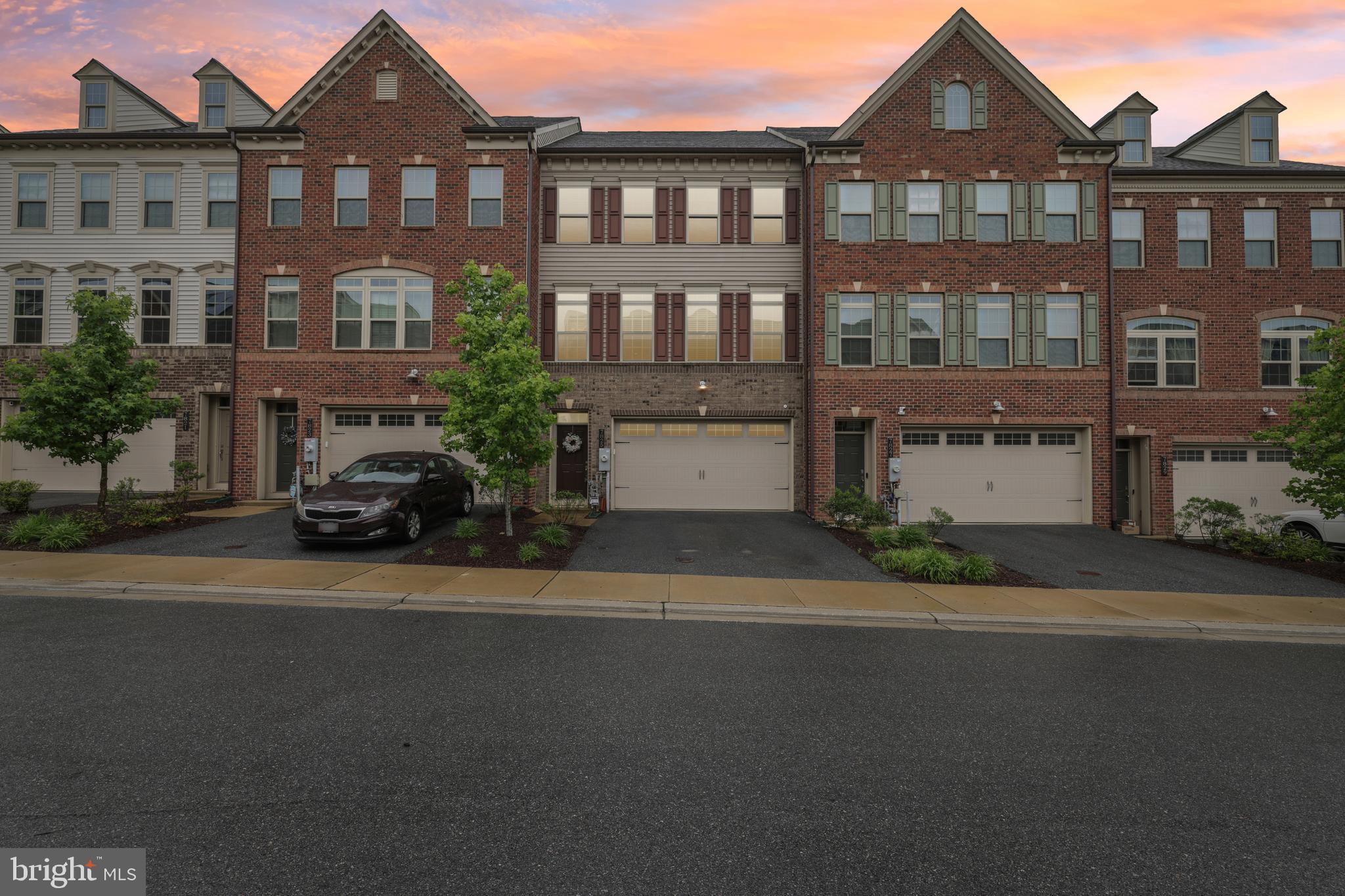 PARKSIDE - Residential