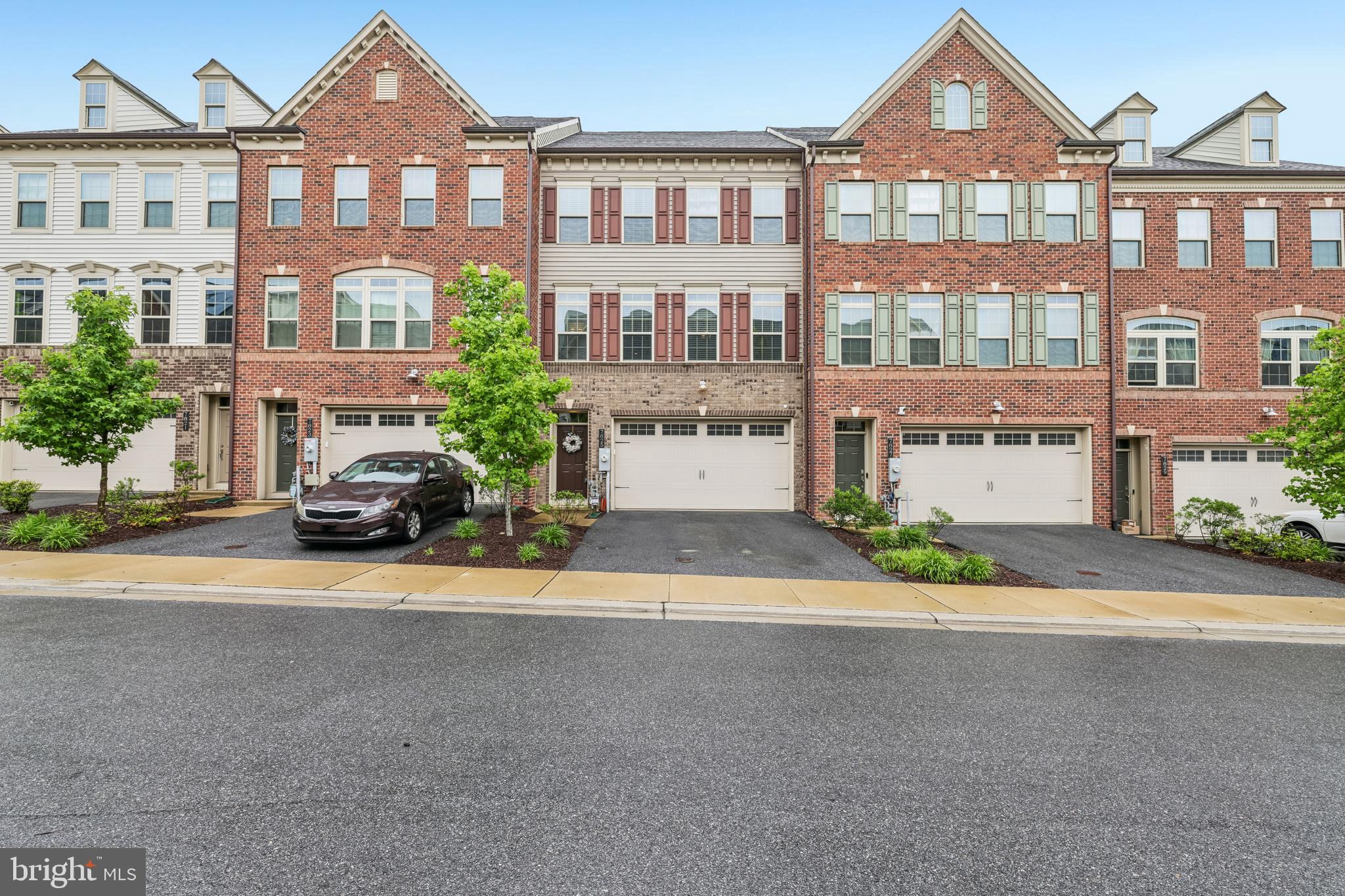 PARKSIDE - Residential