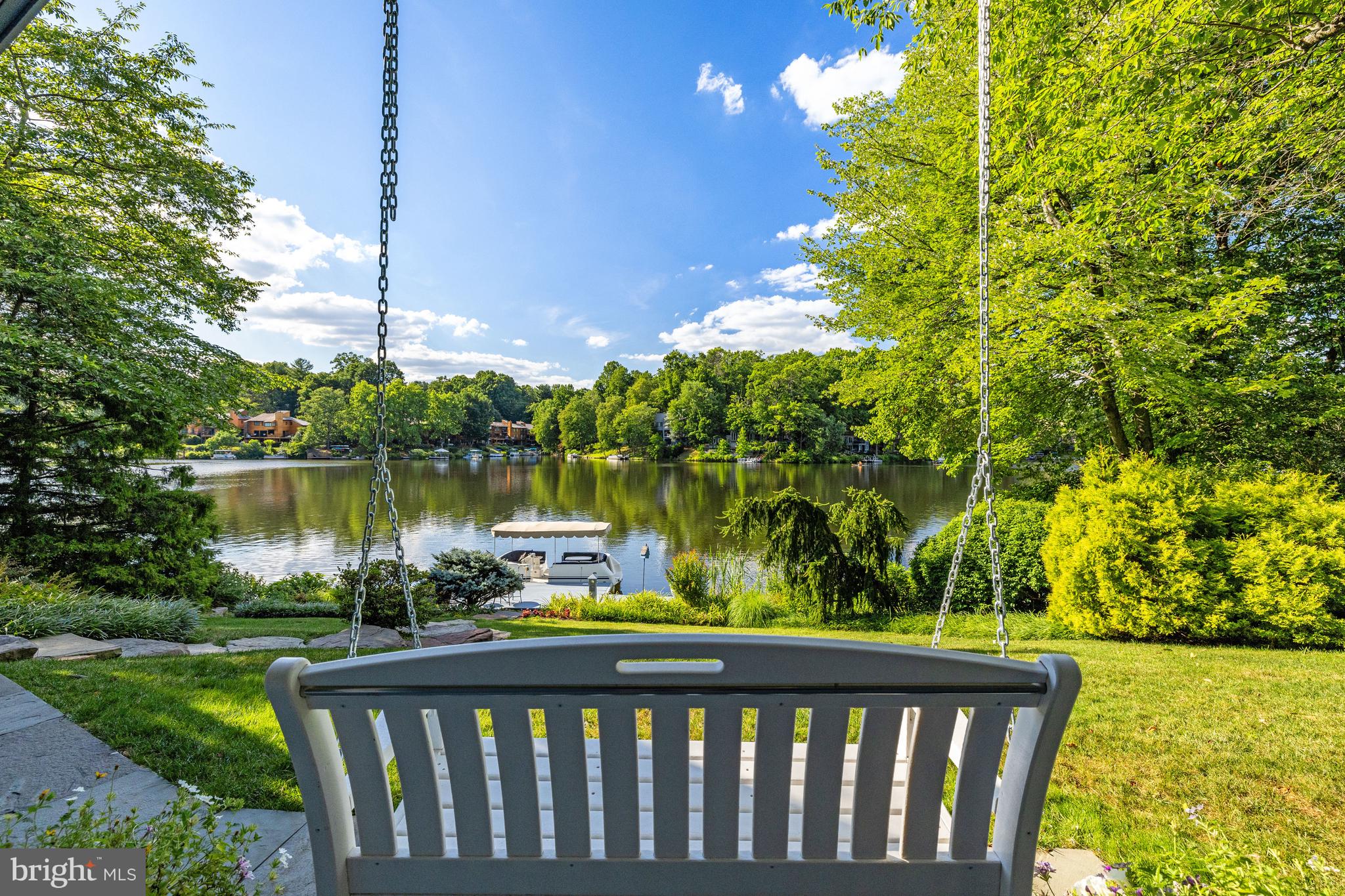 RESTON - Residential