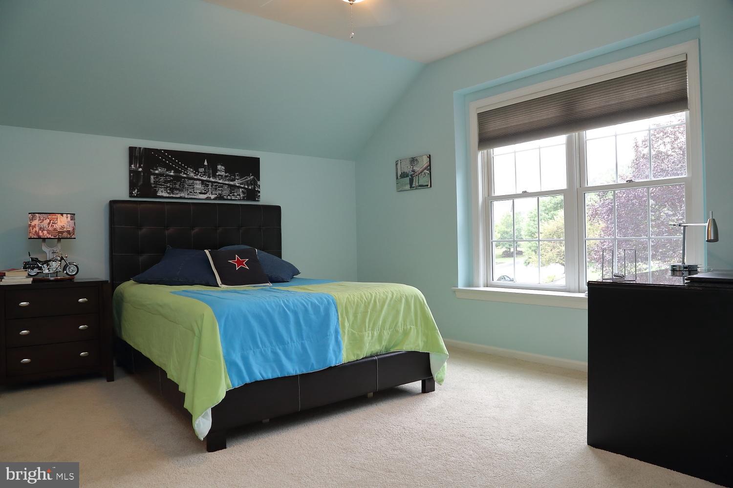 THE MEADOWS - Residential