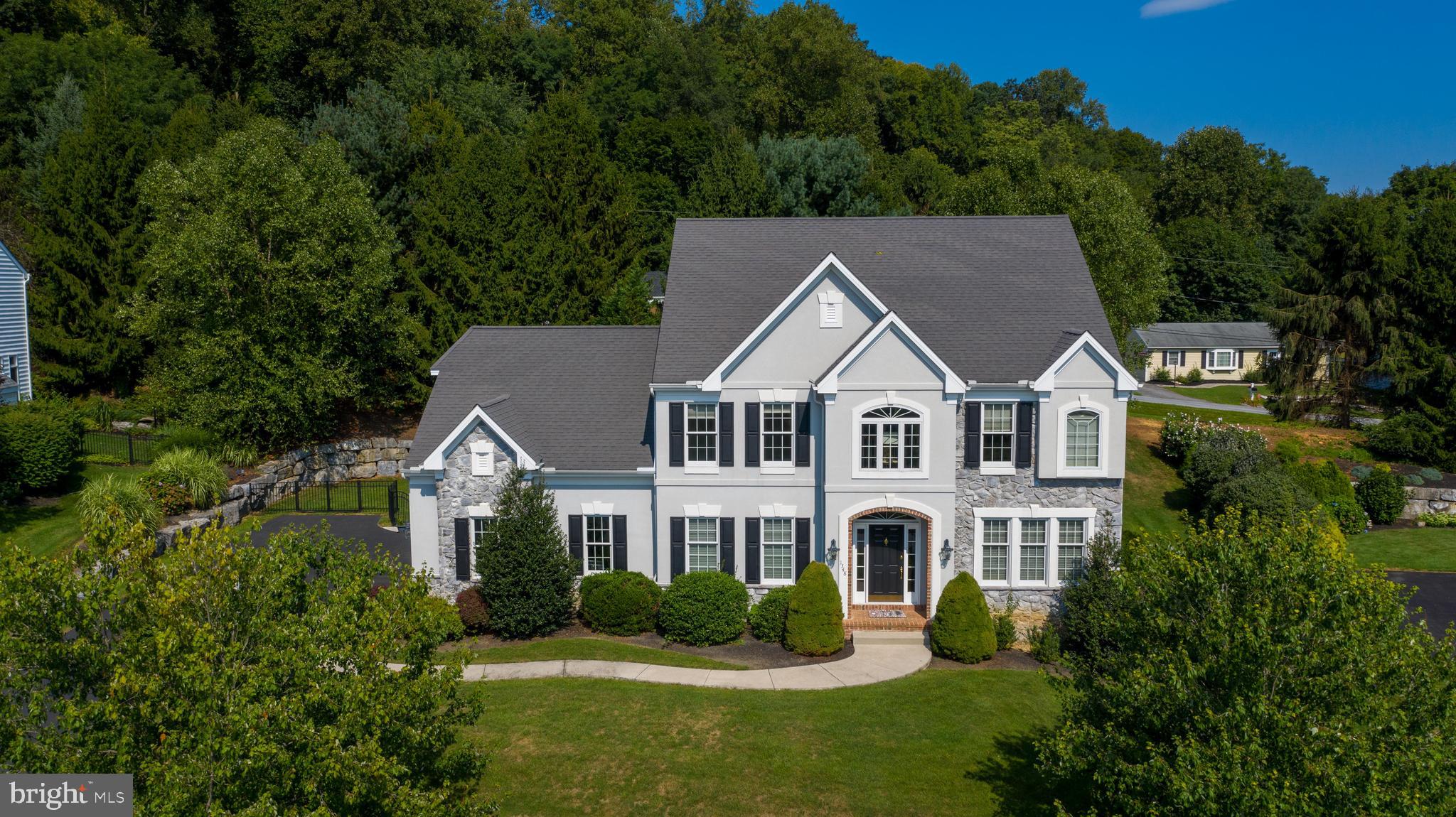 THE MEADOWS - Residential