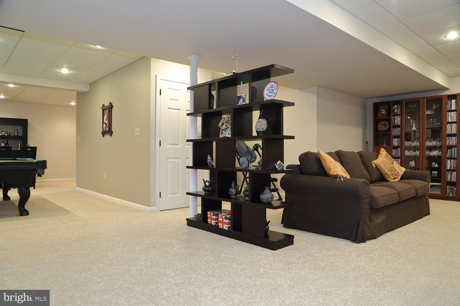 THE MEADOWS - Residential