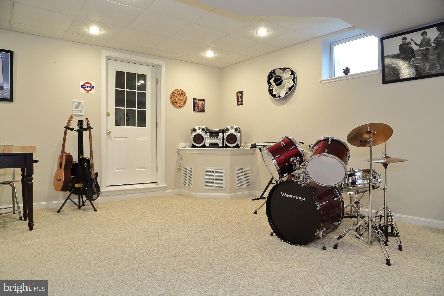 THE MEADOWS - Residential