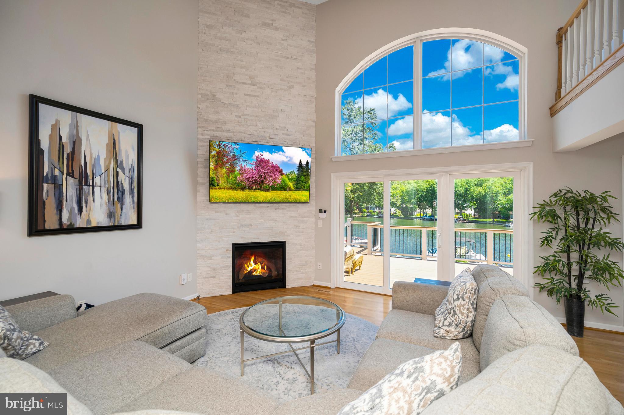 LAKE OF THE WOODS - Residential