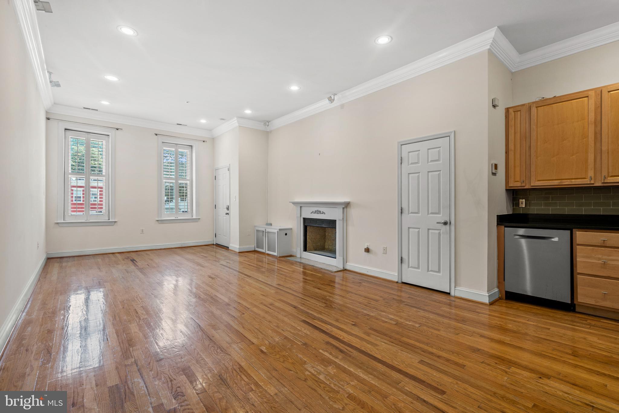 LOGAN CIRCLE - Residential Lease