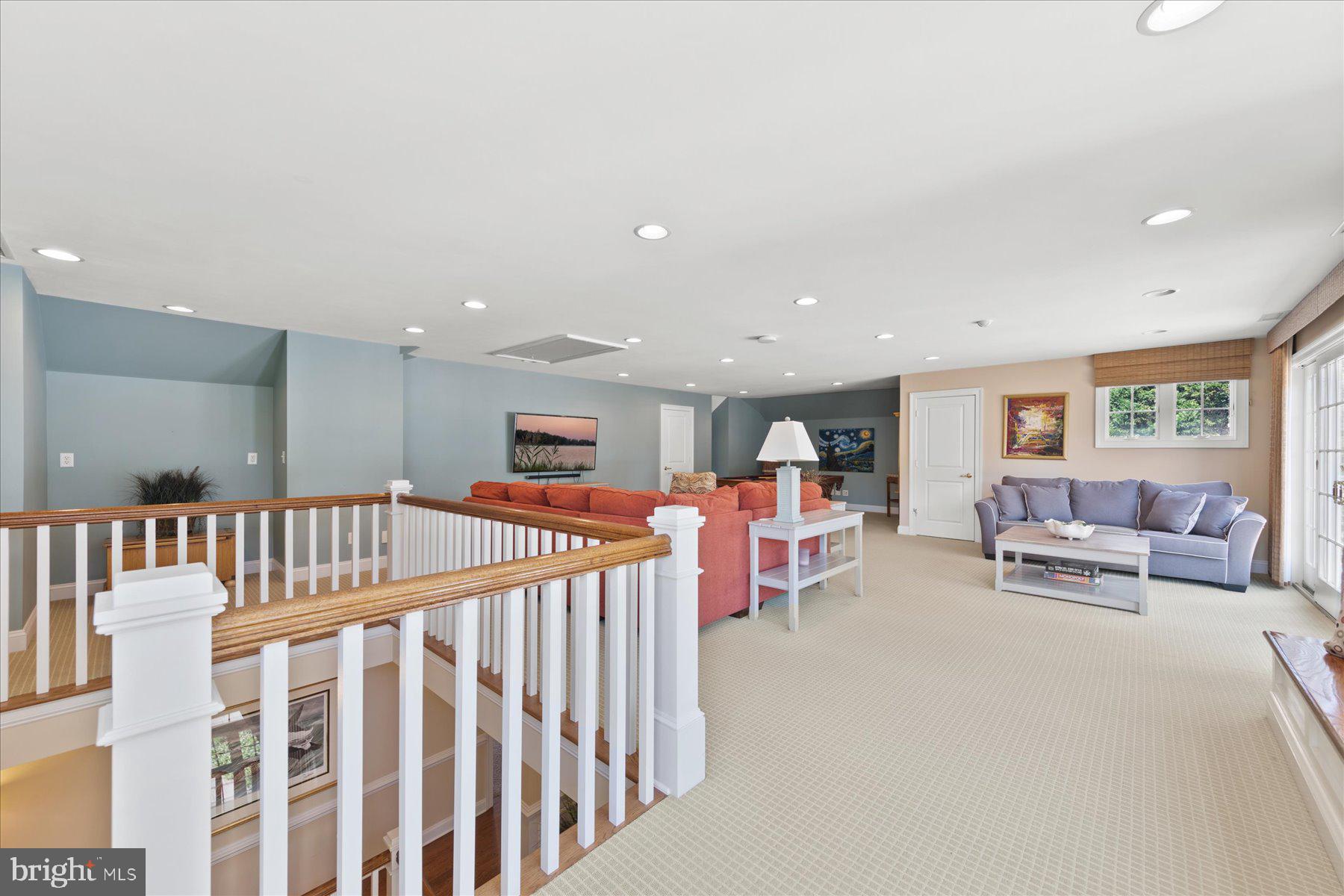 CEDAR CREEK - Residential