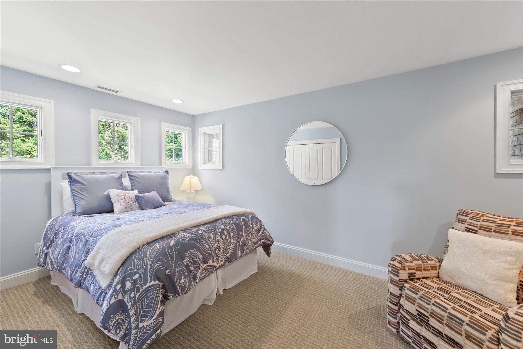 CEDAR CREEK - Residential