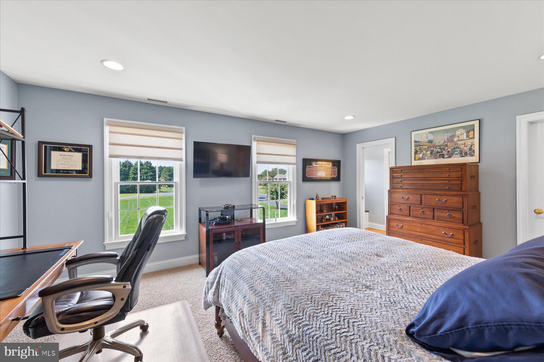 CEDAR CREEK - Residential
