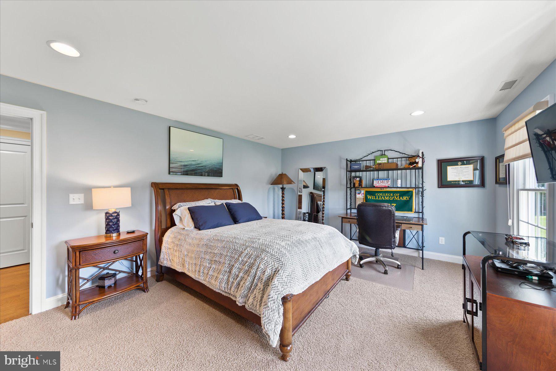 CEDAR CREEK - Residential