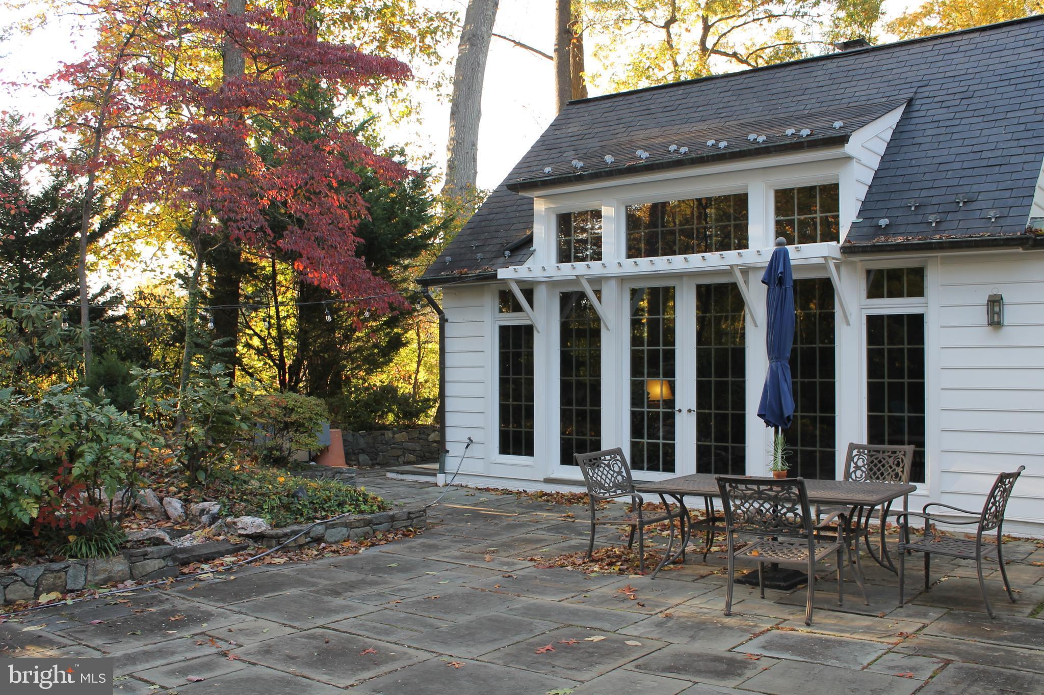 KENWOOD - Residential