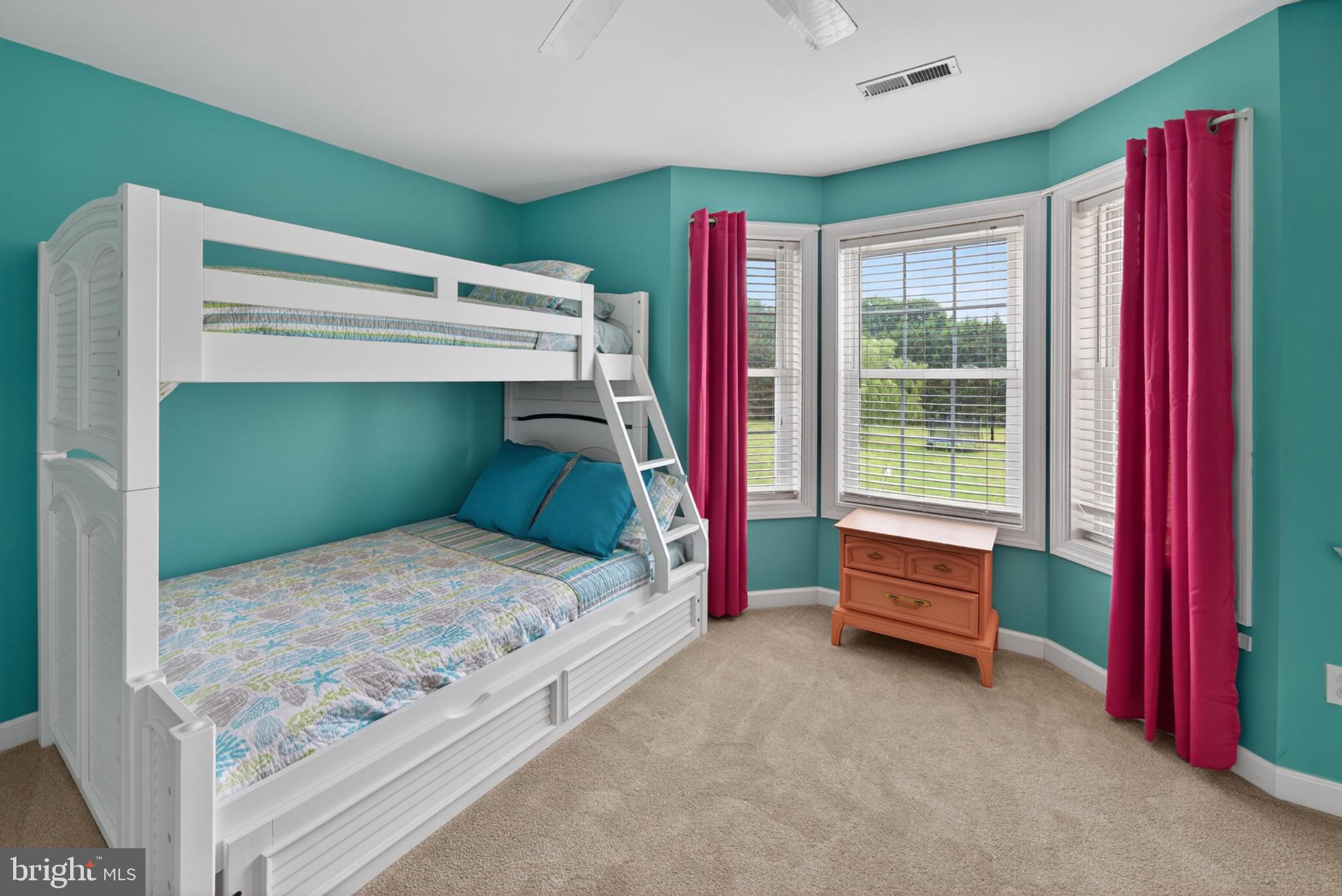HOLLINGSWORTH - Residential