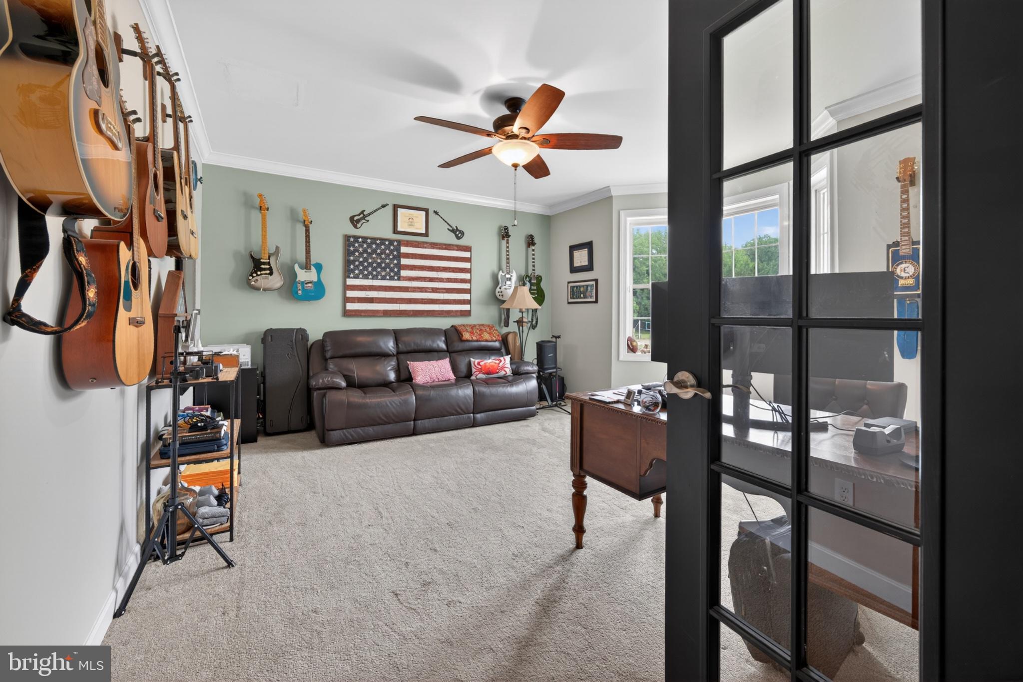 HOLLINGSWORTH - Residential