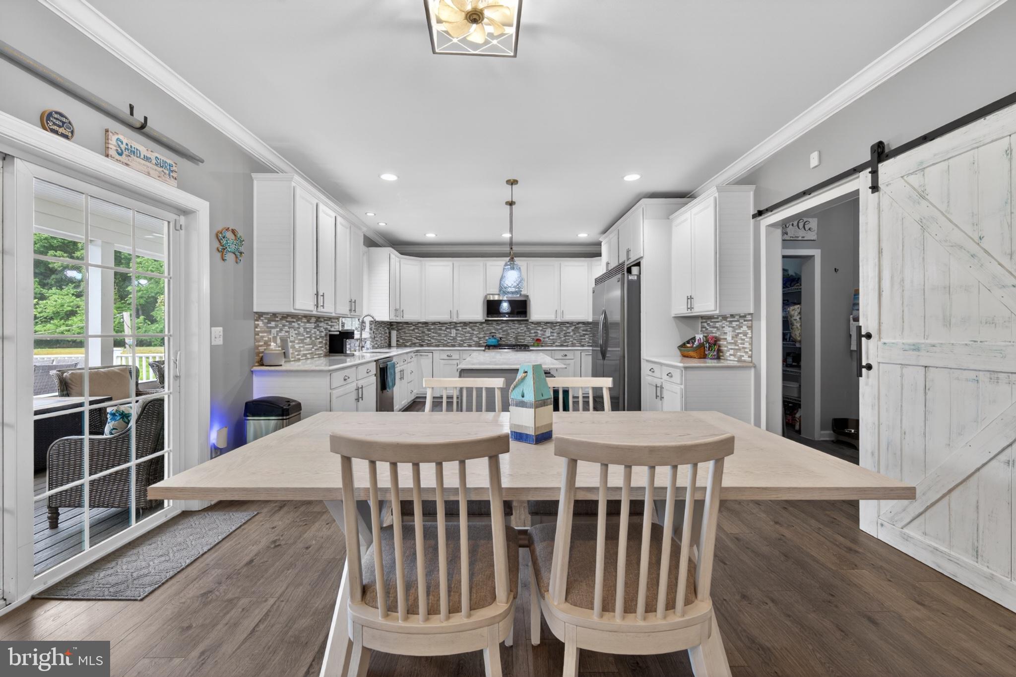 HOLLINGSWORTH - Residential
