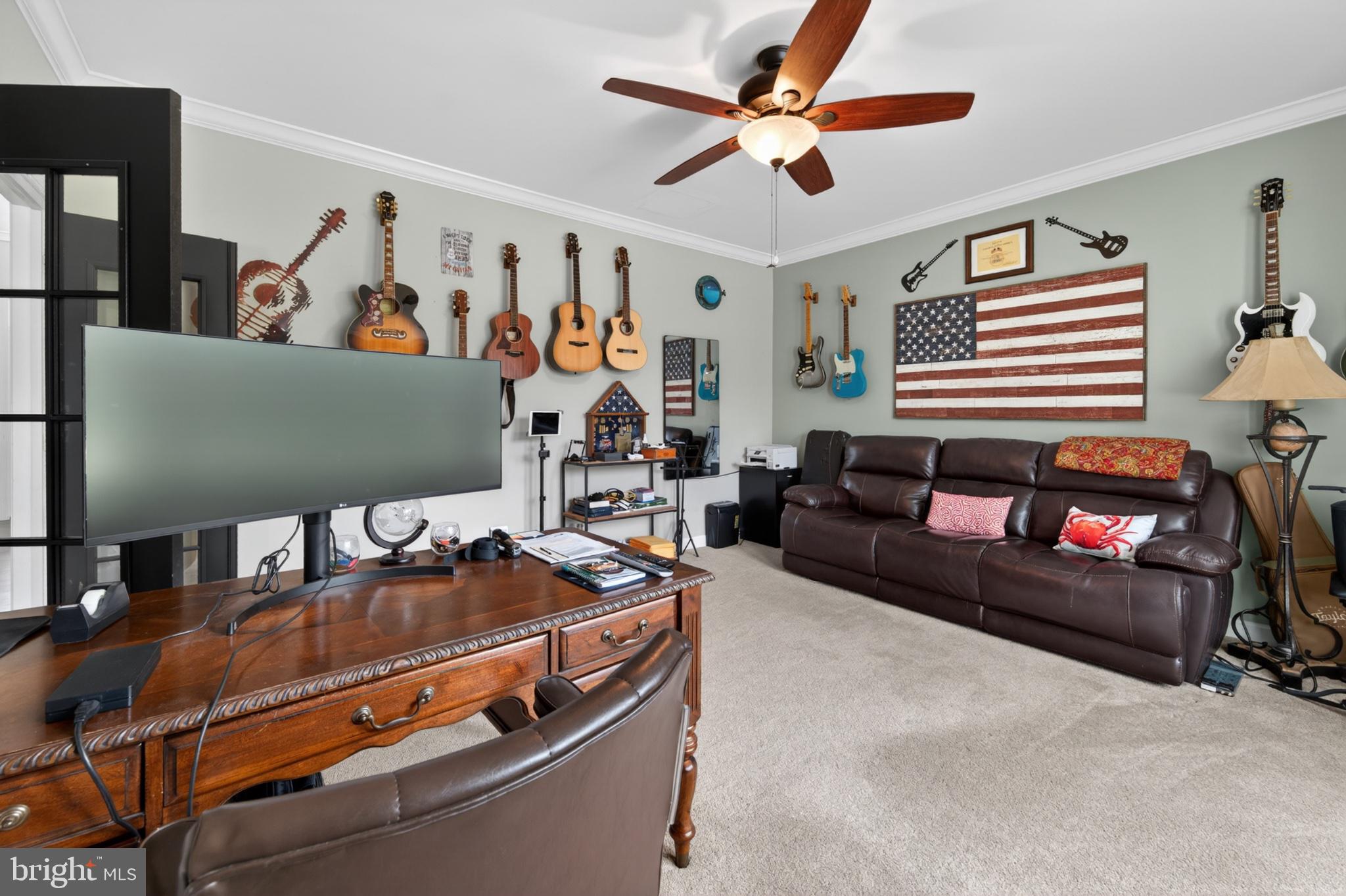 HOLLINGSWORTH - Residential