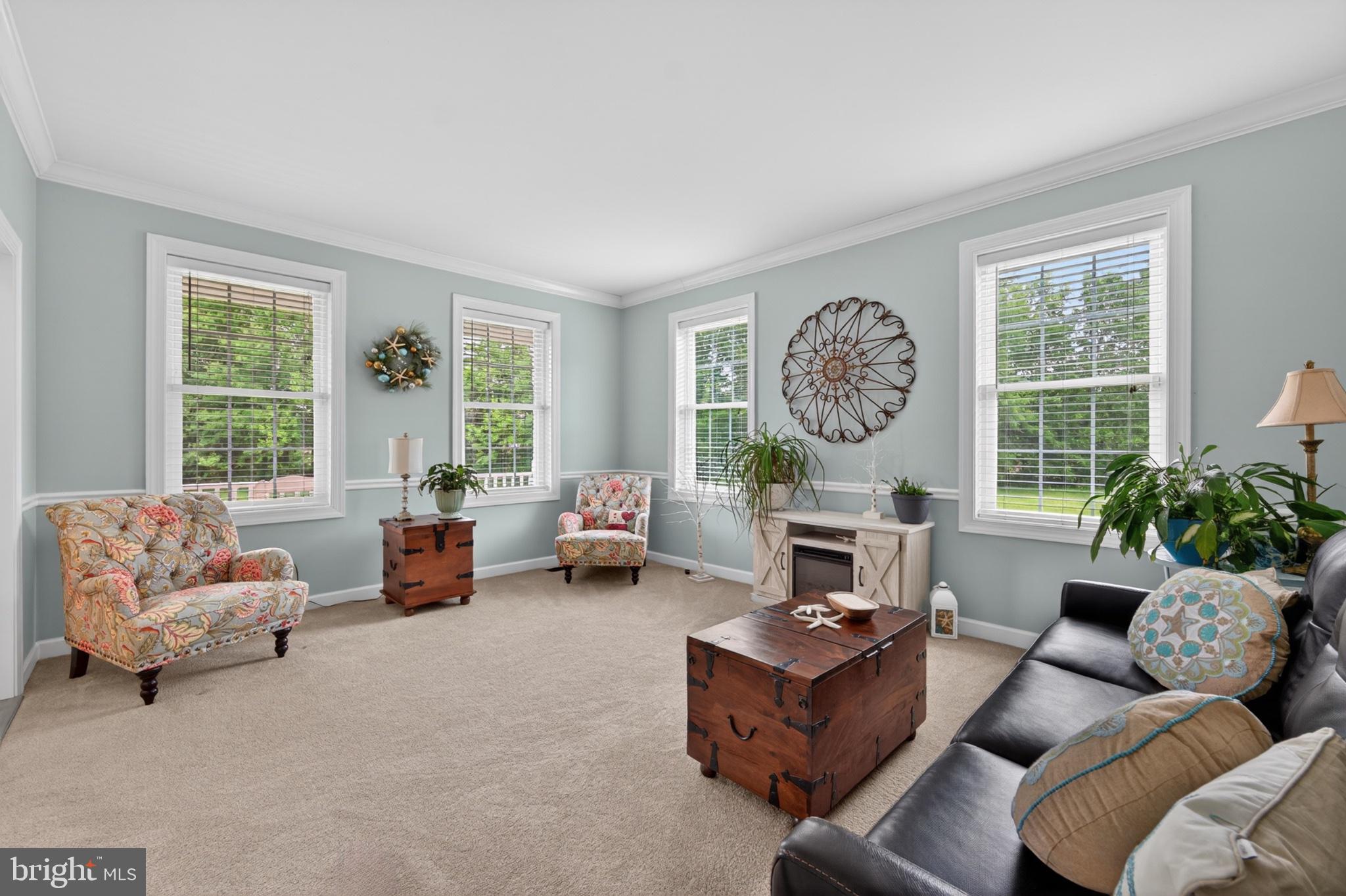 HOLLINGSWORTH - Residential