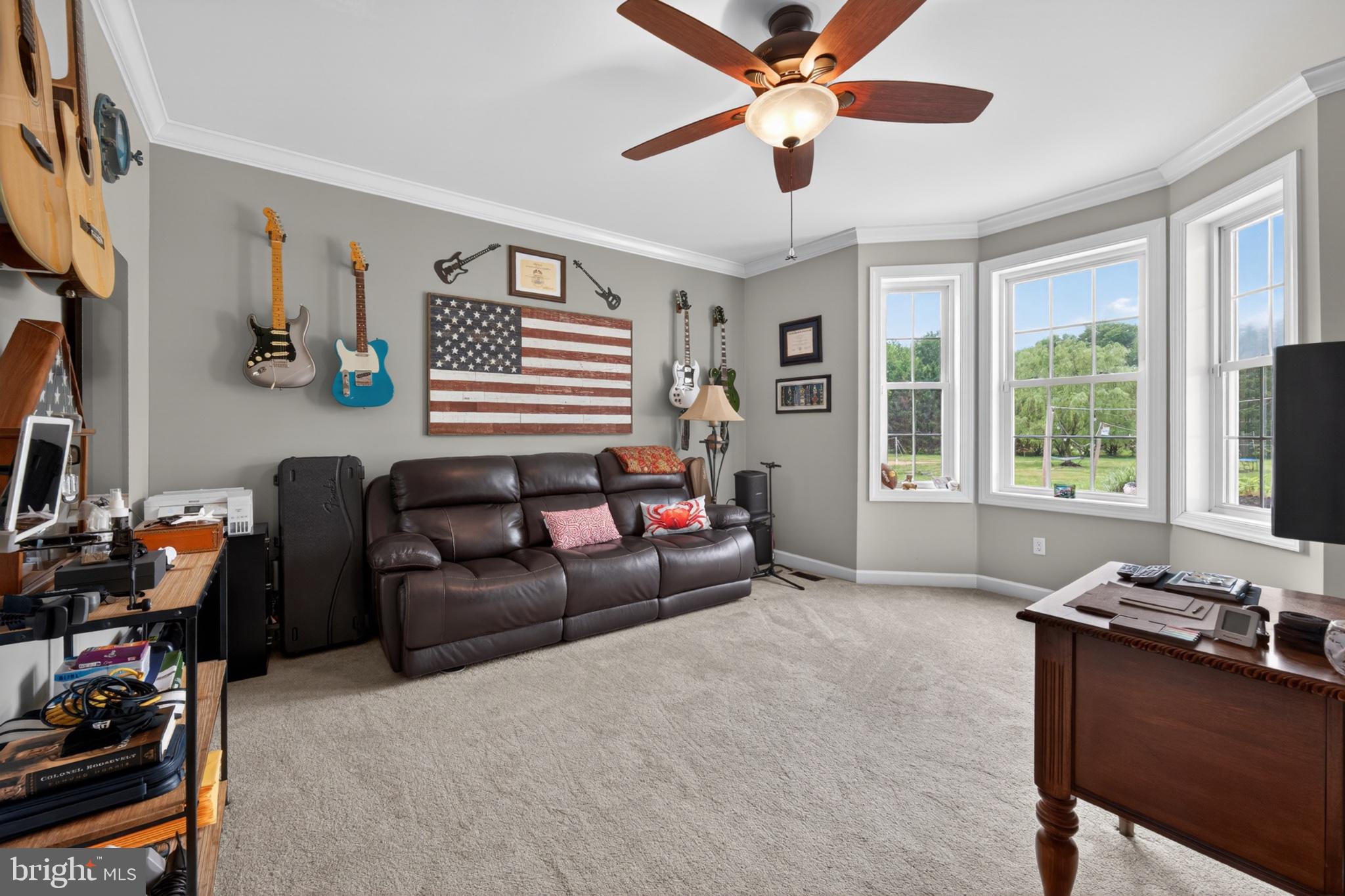 HOLLINGSWORTH - Residential