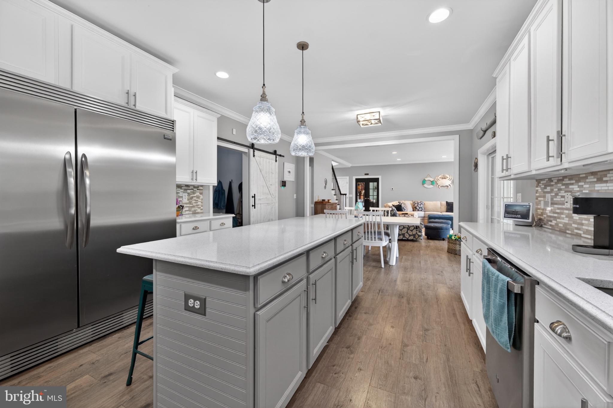 HOLLINGSWORTH - Residential