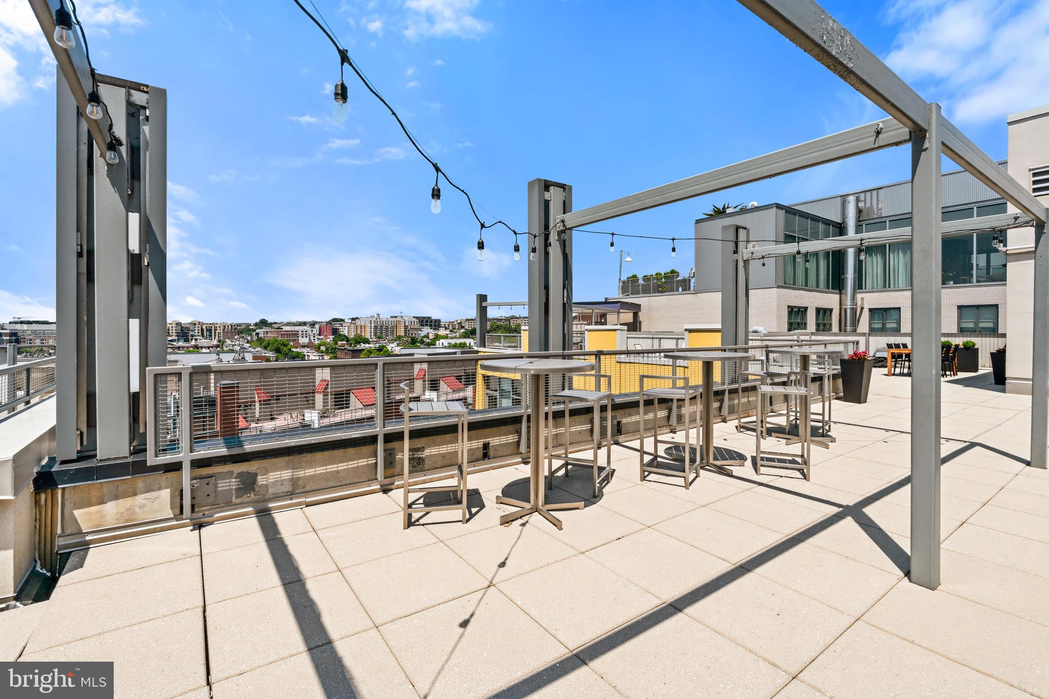 U STREET CORRIDOR - Residential